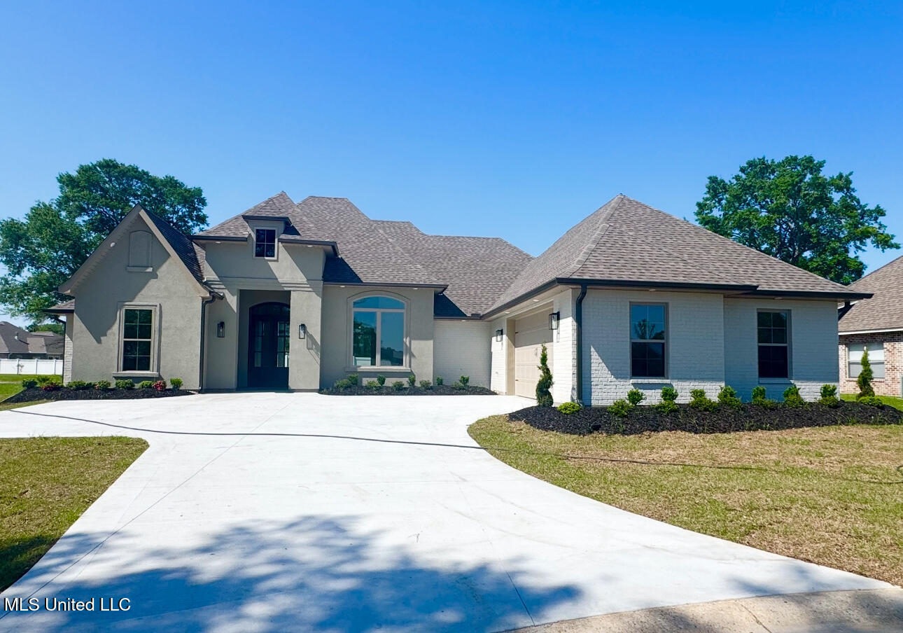 404 Hood Point, Picayune, Mississippi image 1