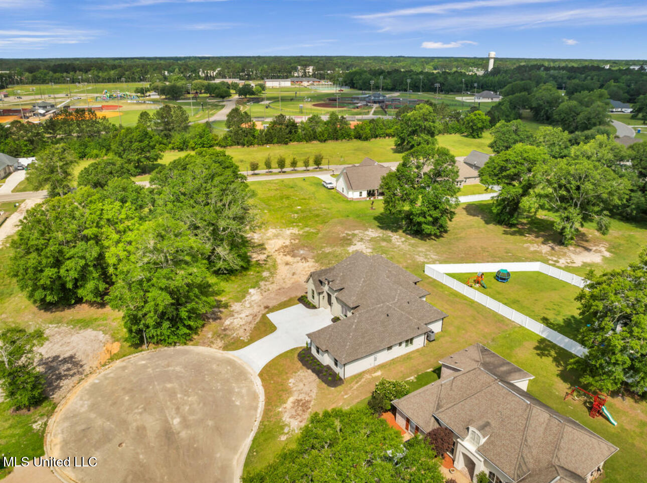 404 Hood Point, Picayune, Mississippi image 32