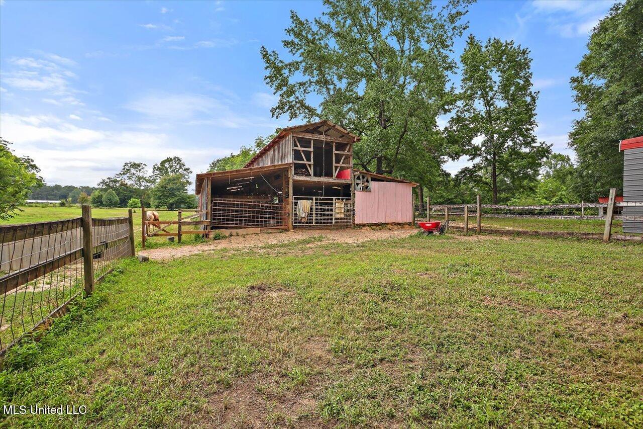 1563 Dry Creek Road, Magee, Mississippi image 35