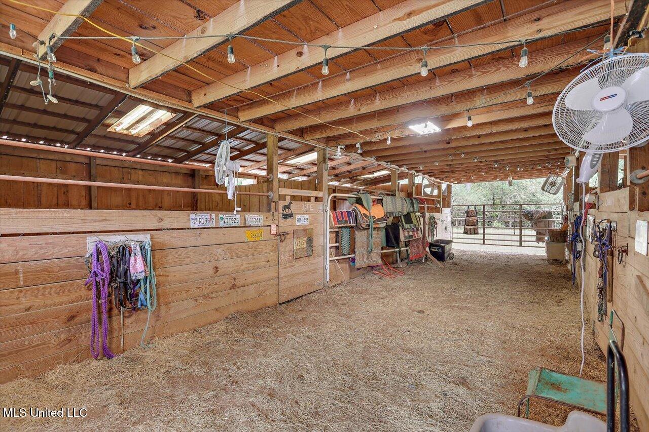 1563 Dry Creek Road, Magee, Mississippi image 28