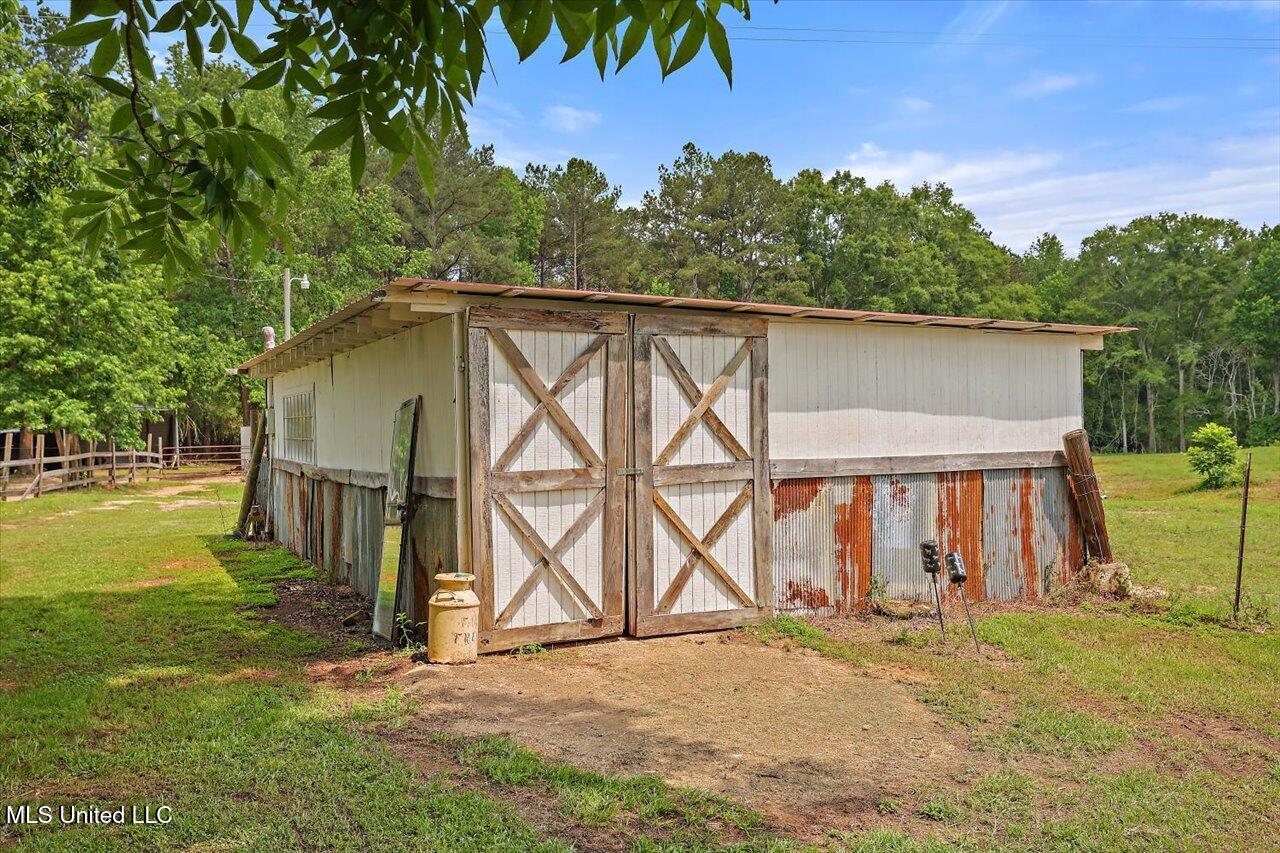 1563 Dry Creek Road, Magee, Mississippi image 39
