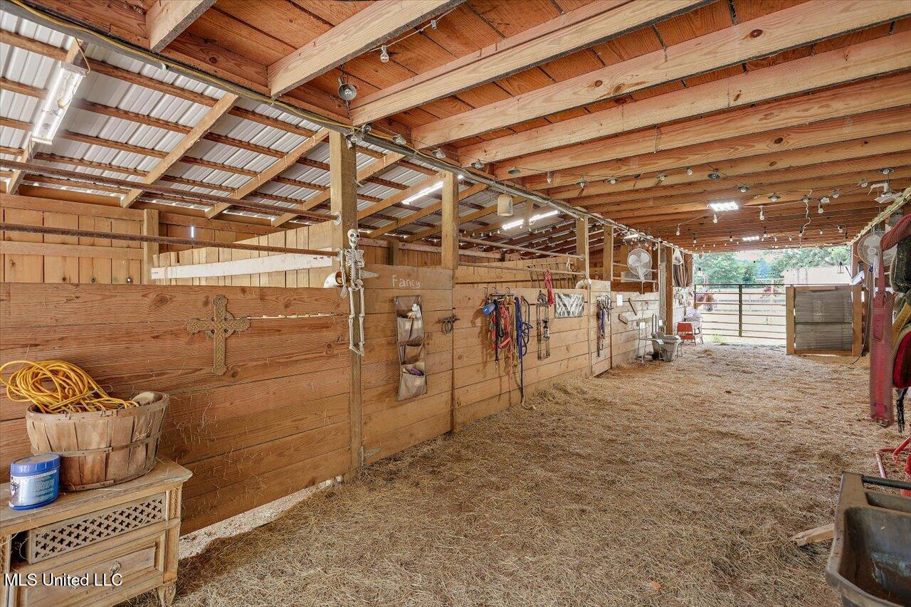 1563 Dry Creek Road, Magee, Mississippi image 30