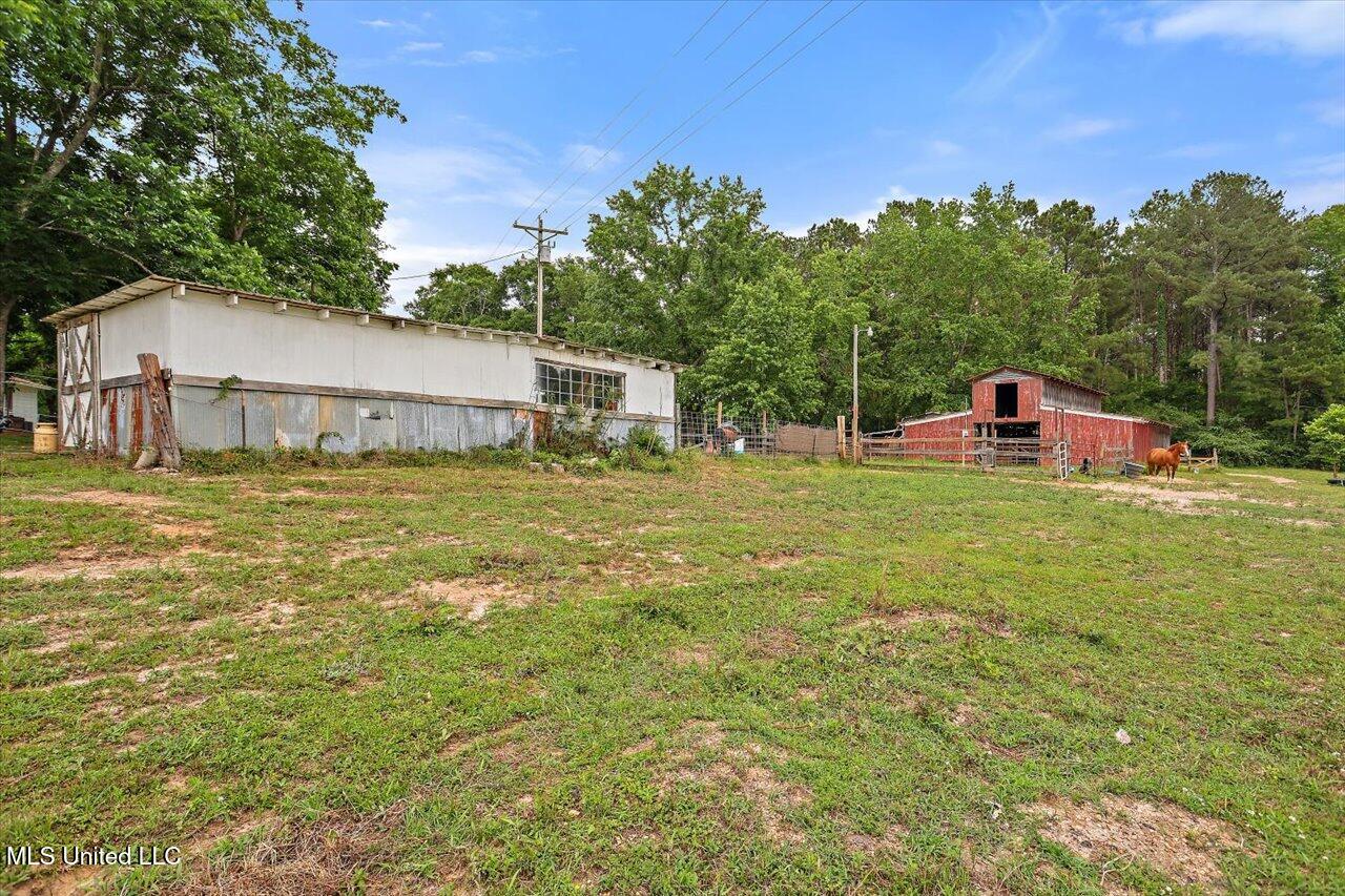 1563 Dry Creek Road, Magee, Mississippi image 38
