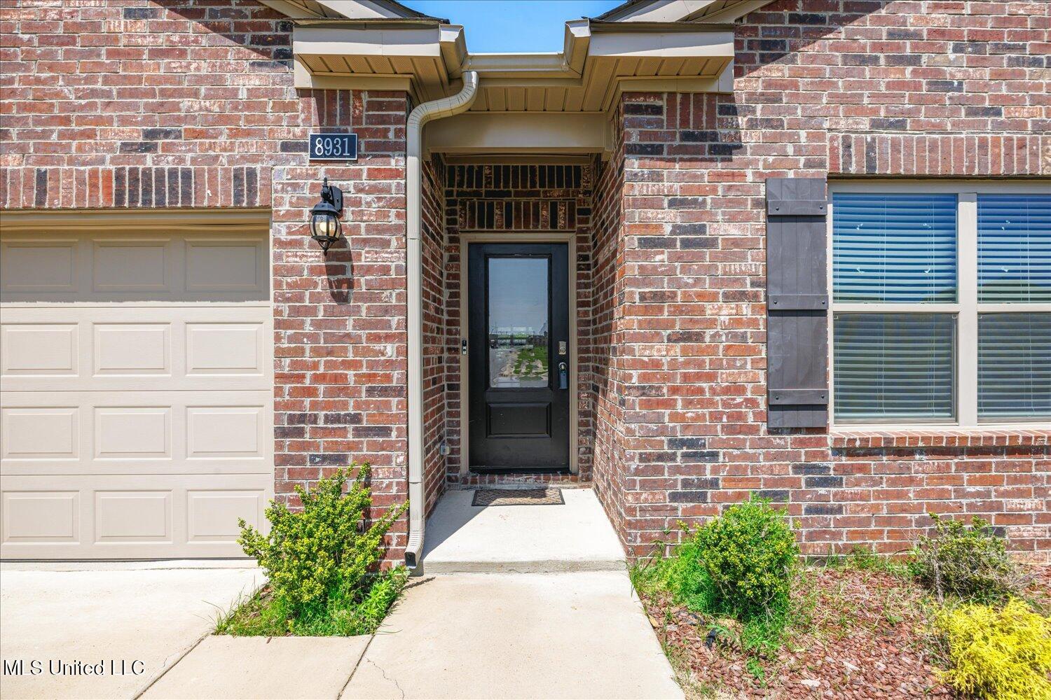 8931 Mary Frances Drive, Southaven, Mississippi image 2