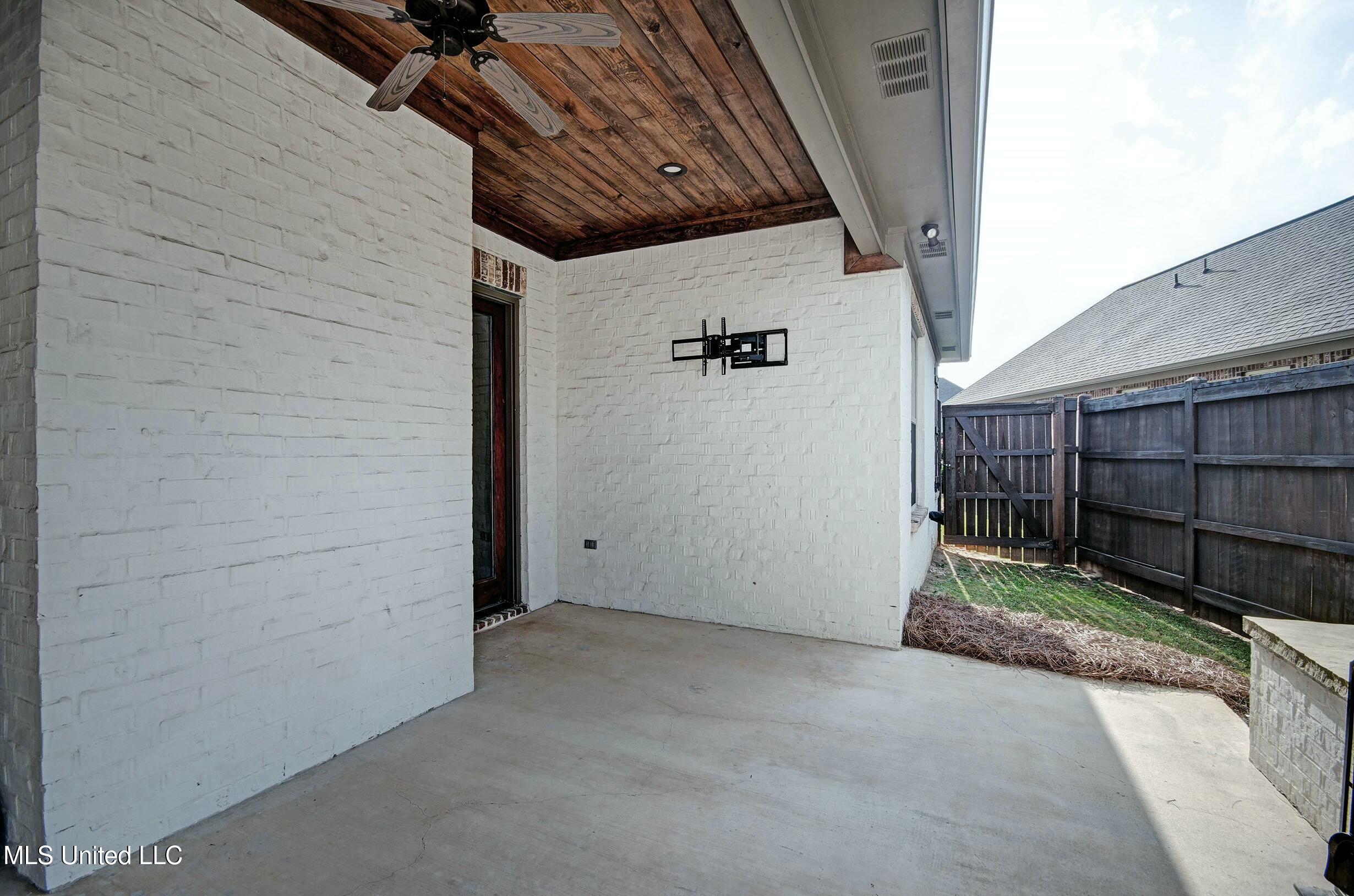 421 Ashleigh Court, Brandon, Mississippi image 4