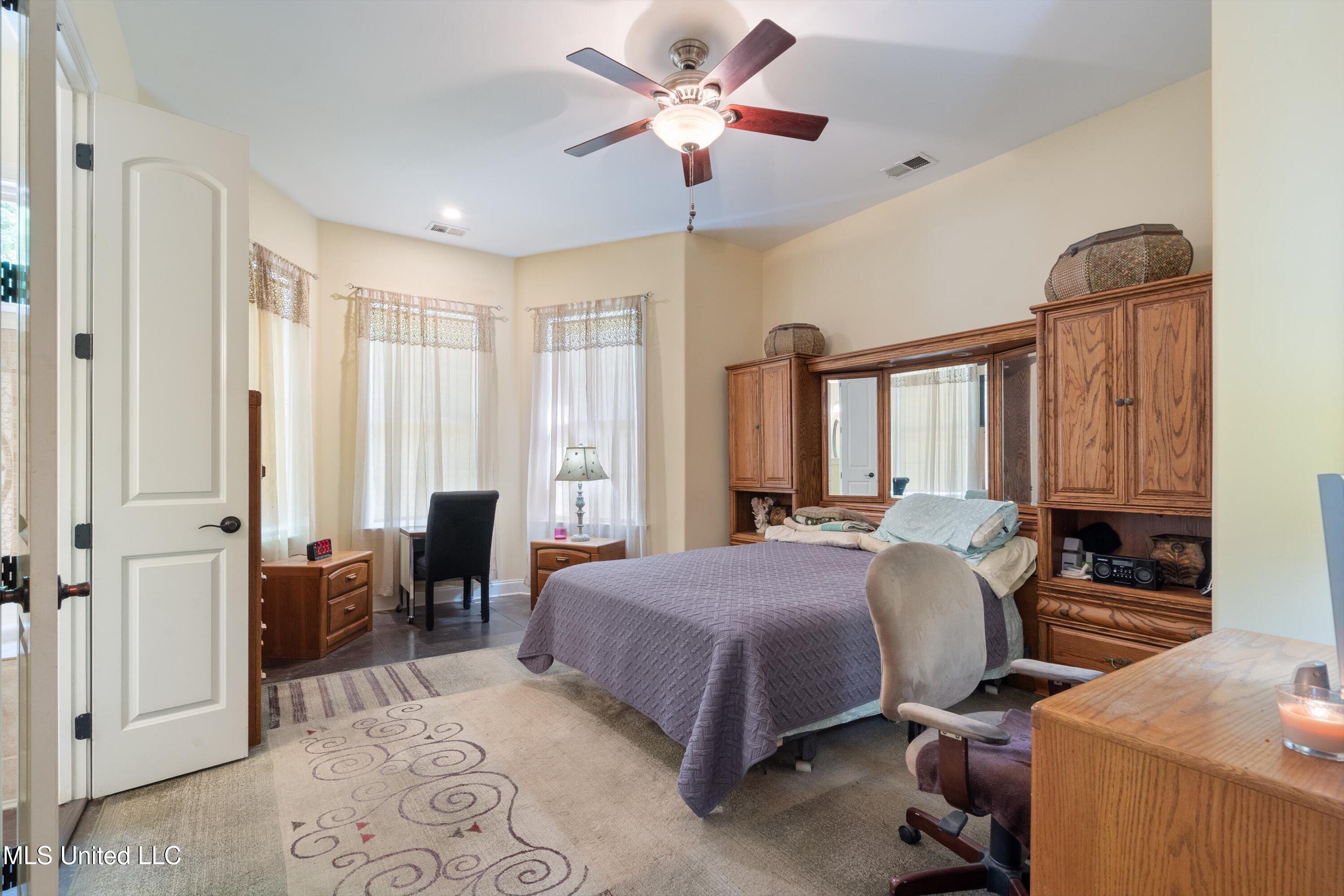 5543 Austin Road, Lake Cormorant, Mississippi image 35
