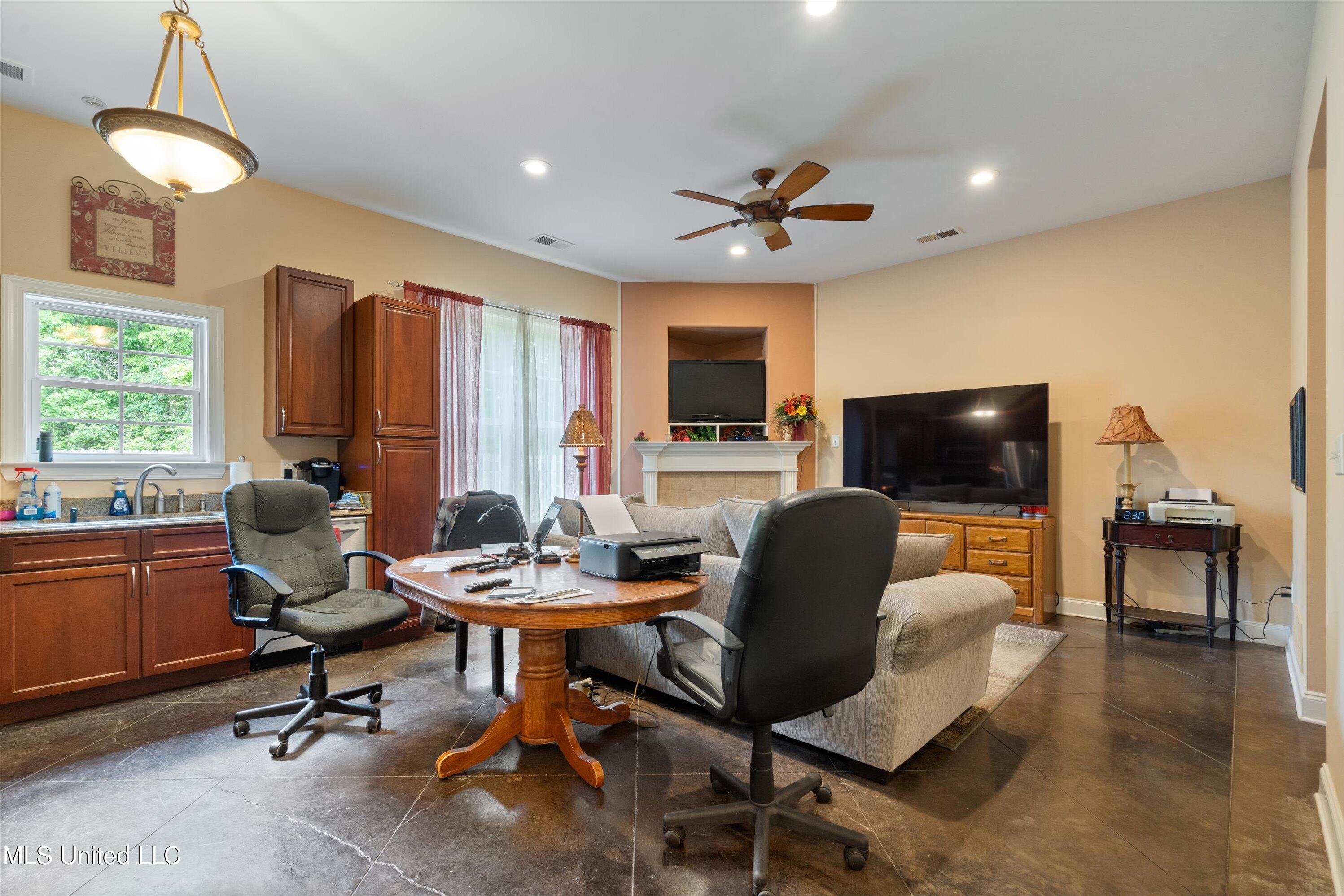 5543 Austin Road, Lake Cormorant, Mississippi image 32