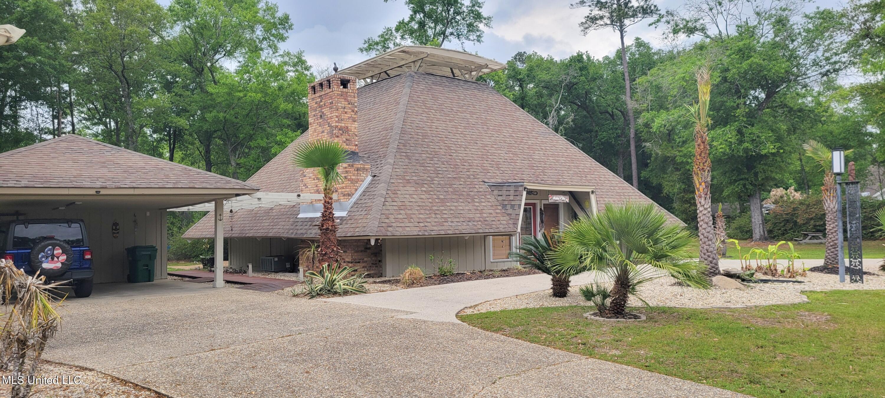 8332 Makiki Drive, Diamondhead, Mississippi image 40