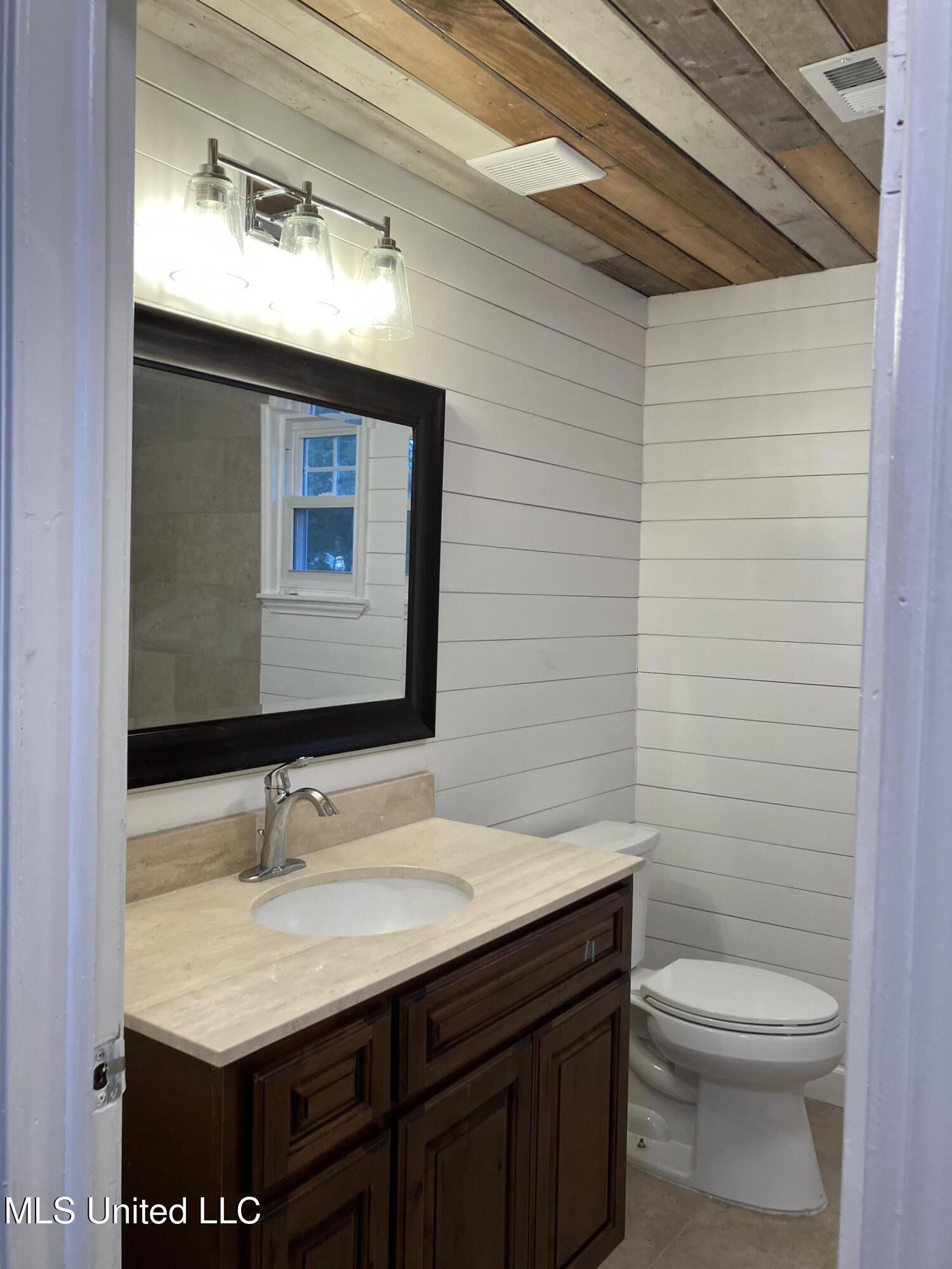 7813 Tapp Road, Ocean Springs, Mississippi image 9