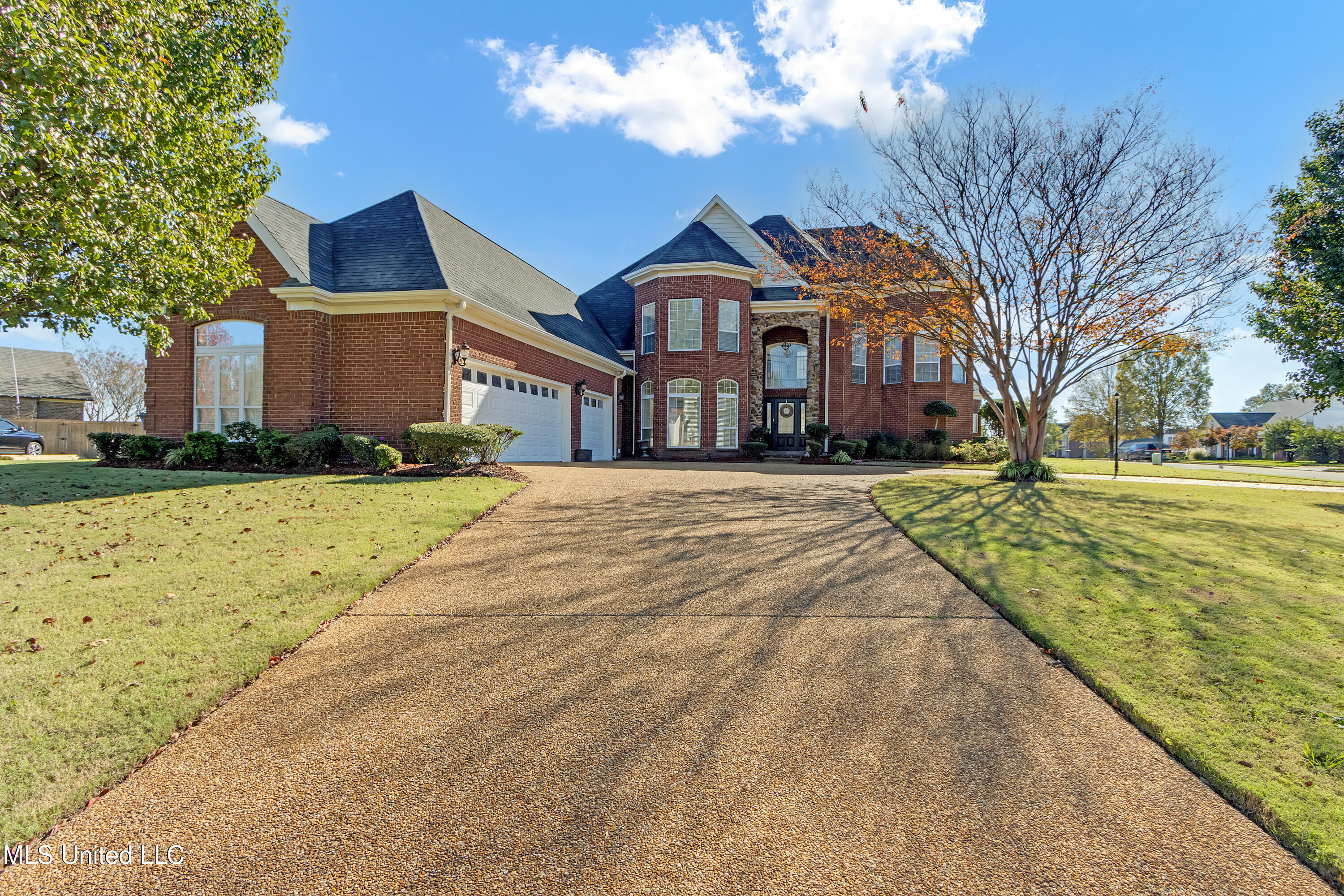 6550 Shenandoah Lane, Olive Branch, Mississippi image 1