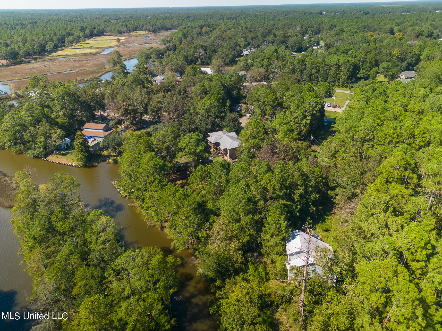 Windward Drive, Gautier, Mississippi image 6