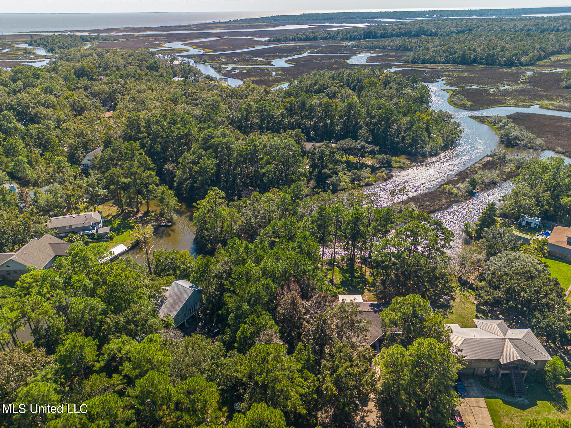 Windward Drive, Gautier, Mississippi image 2