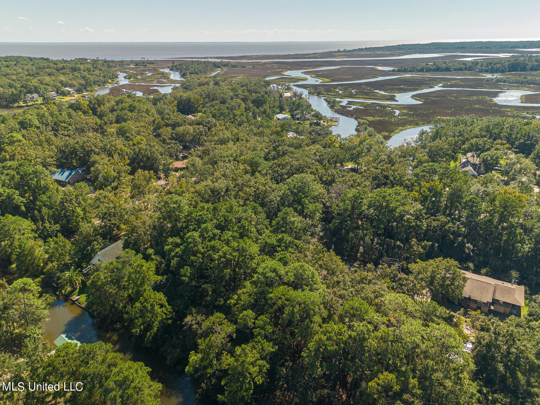 Windward Drive, Gautier, Mississippi image 10