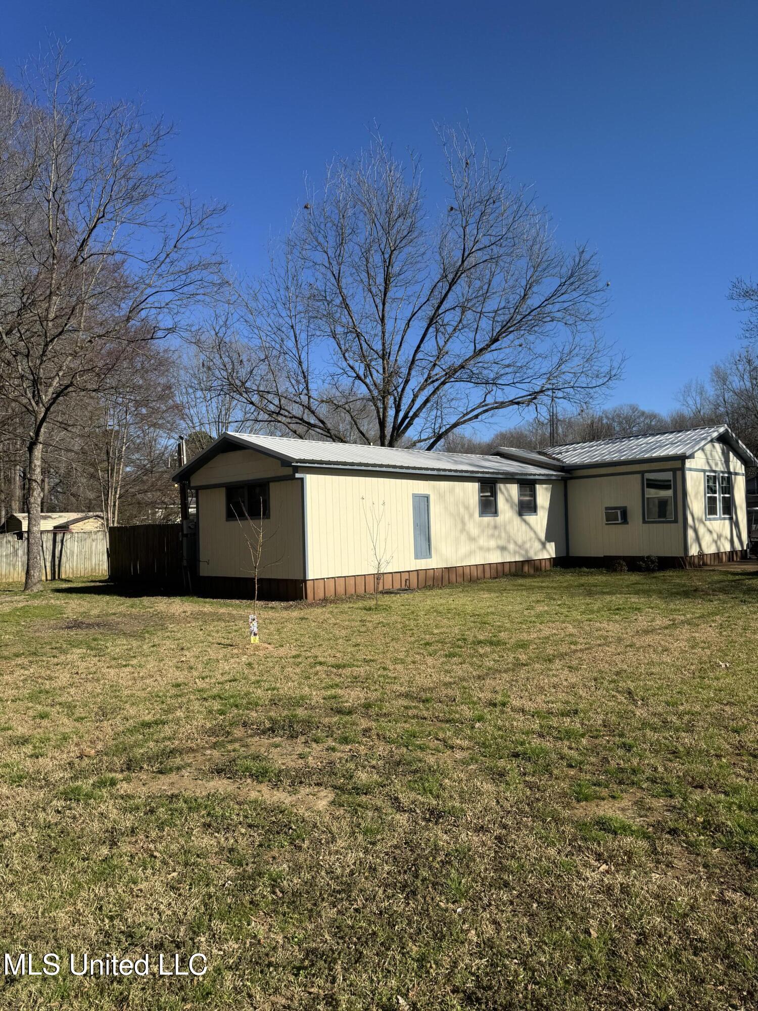 407 Collins Road, Sardis, Mississippi image 2