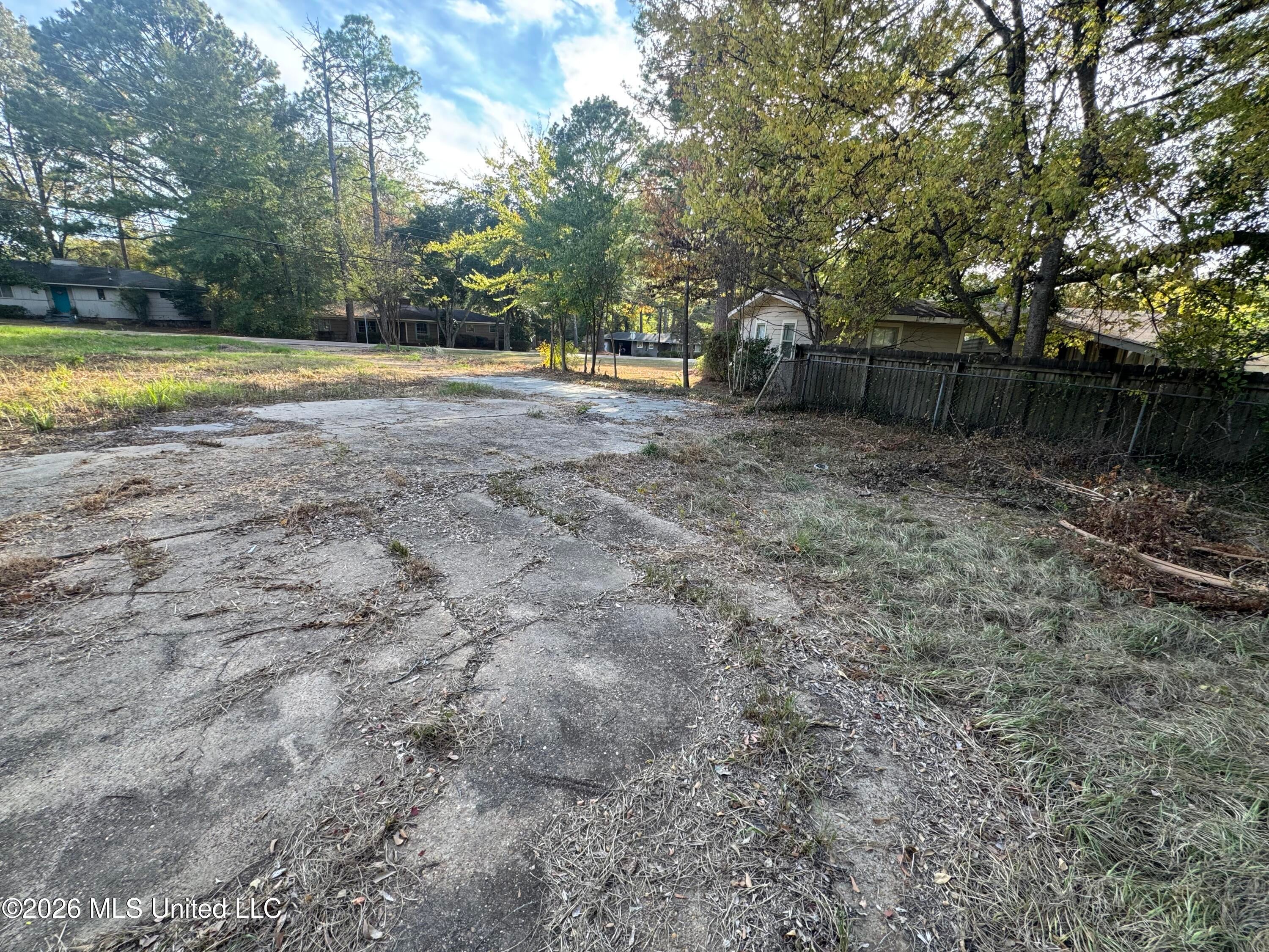 Meadowbrook Road