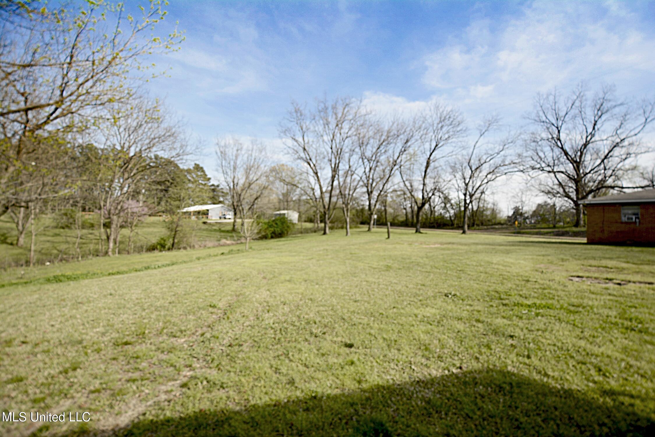 5088 Days Road, Lake Cormorant, Mississippi image 23