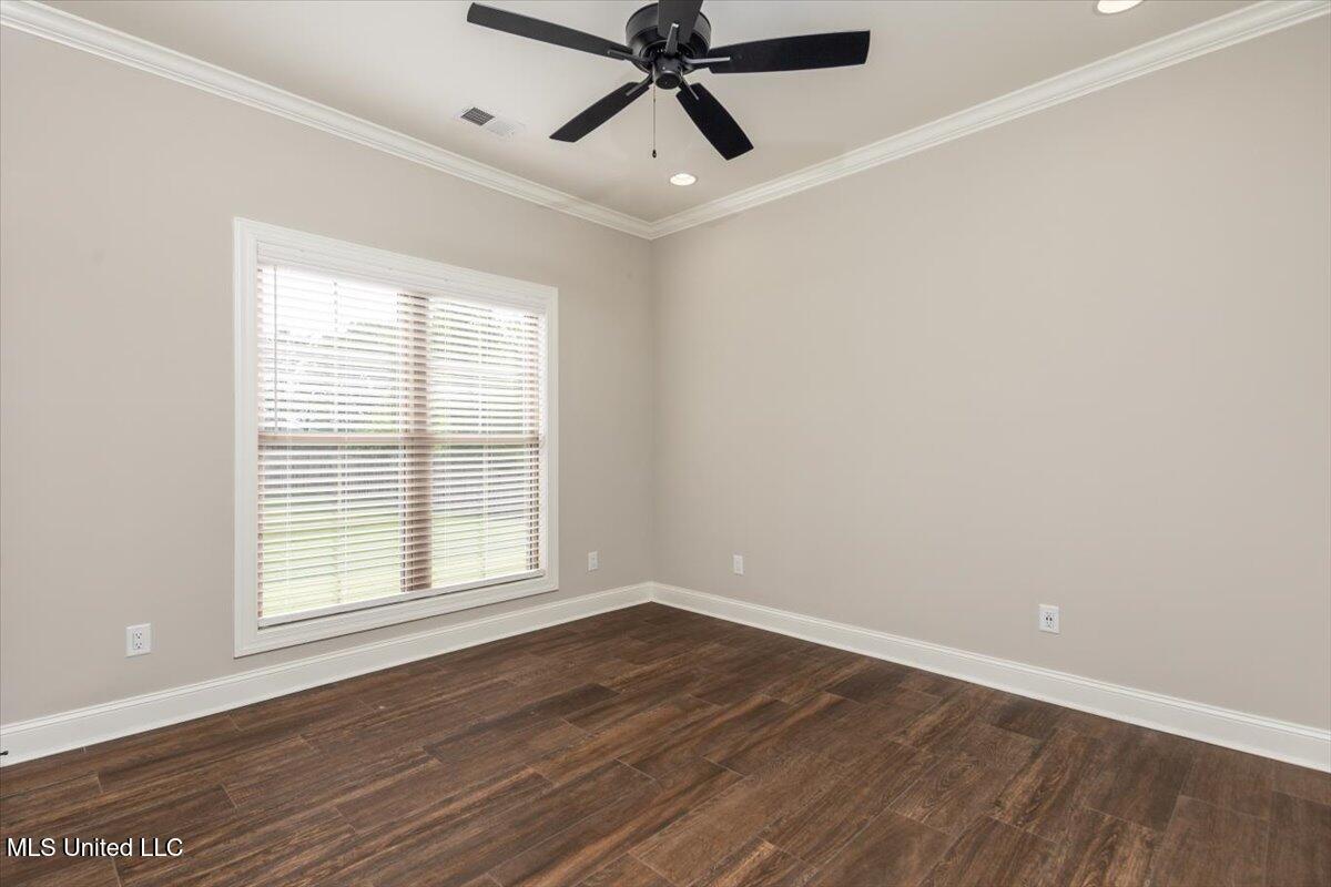 4423 Bakersfield Drive, Nesbit, Mississippi image 20