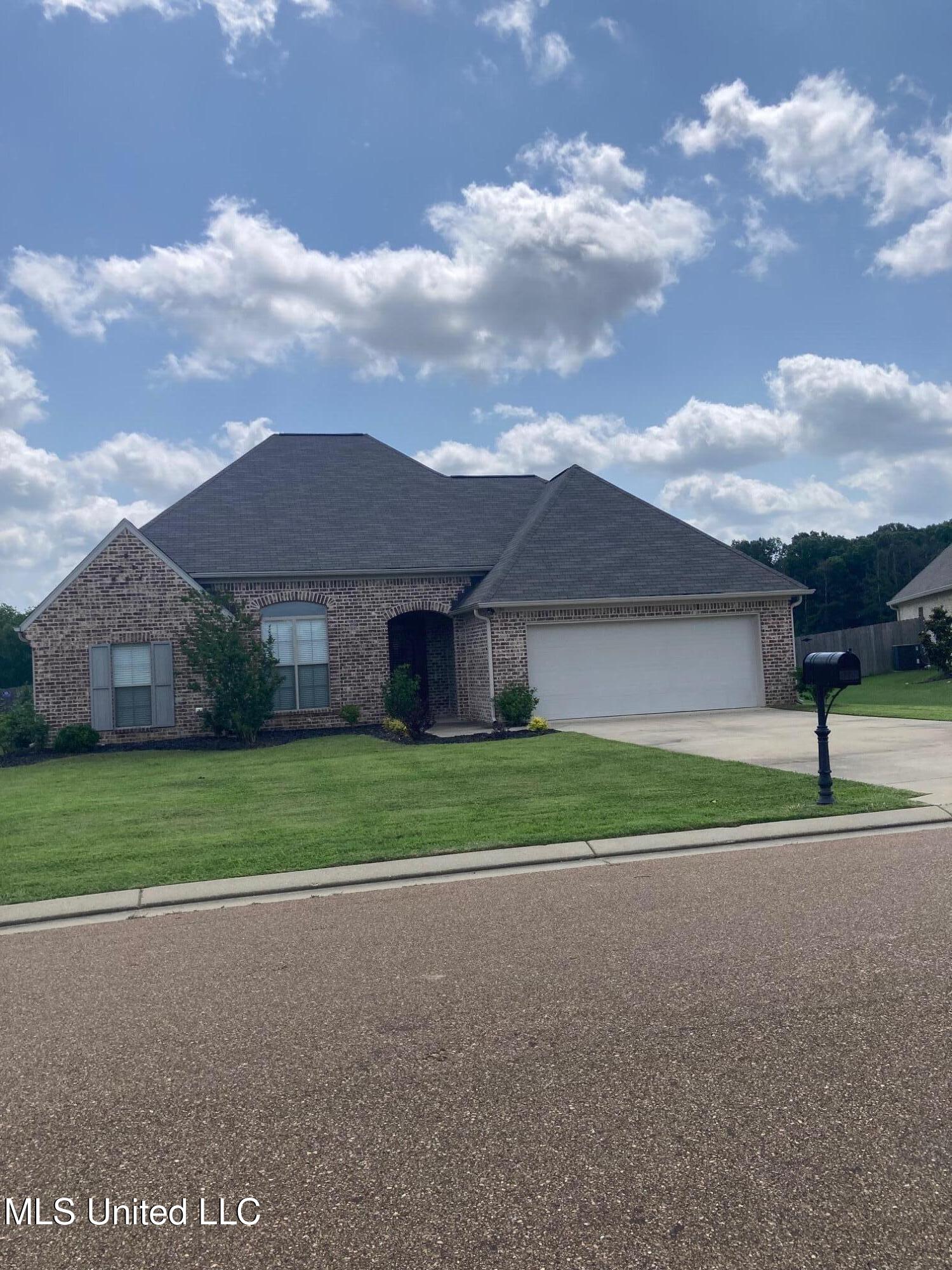 174 Falls Crossing, Madison, Mississippi image 1
