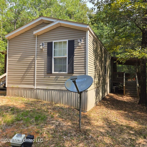 Mobile Home For Sale - 2463 E Highway 26<br/> Lumberton, MS 39455