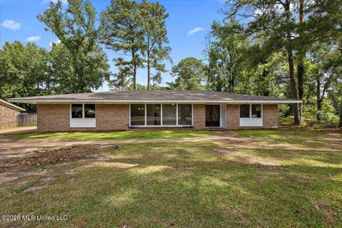 Homes For Sale - 640 Briarwood Drive<br/> Jackson, MS 39211
