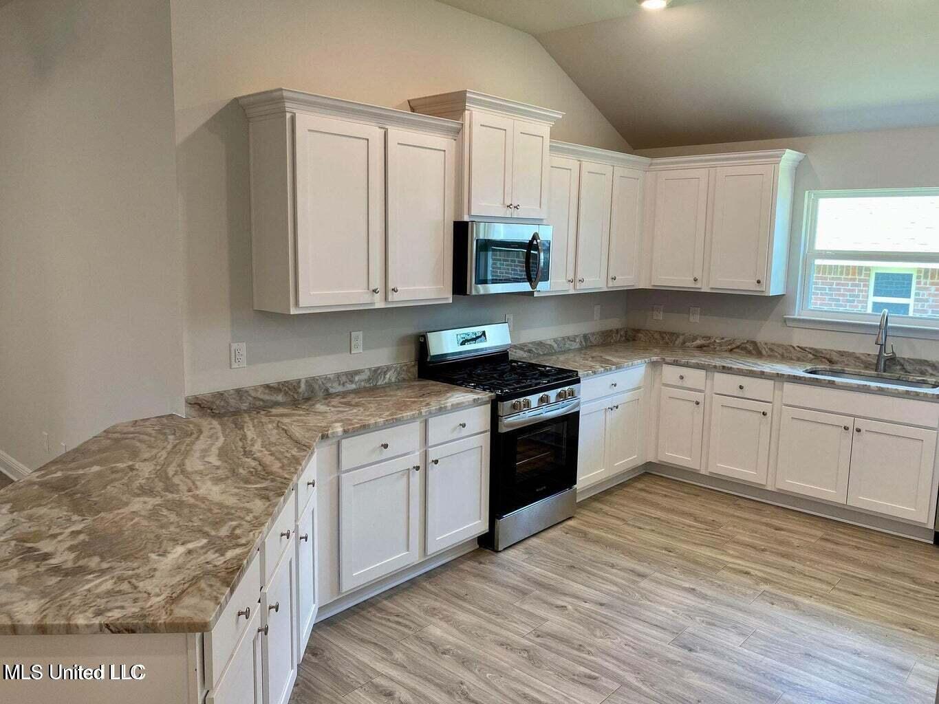 4185 W Olivia Circle, Olive Branch, Mississippi image 37