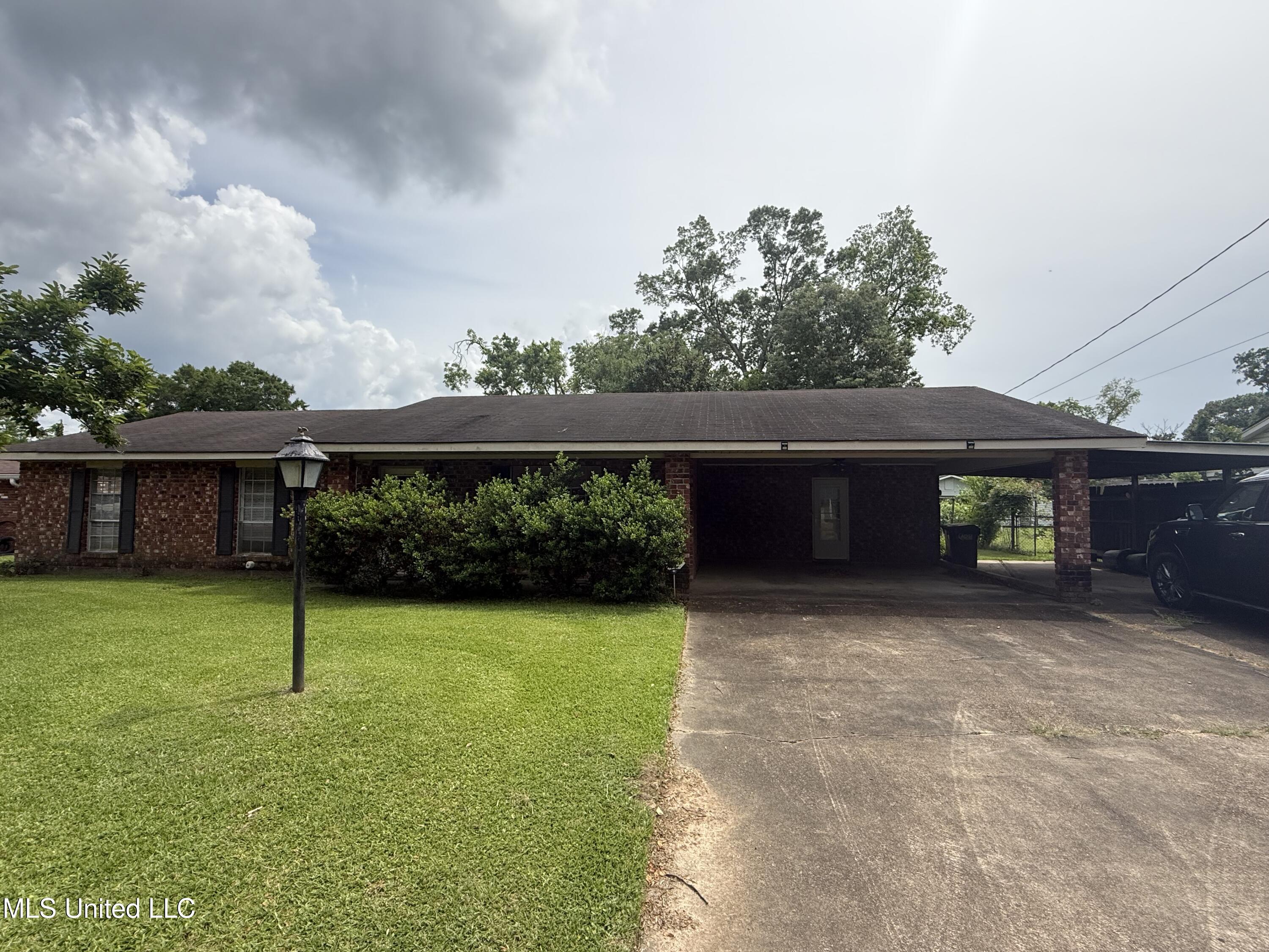 104 Mcgregor Way Way, Natchez, Mississippi image 1