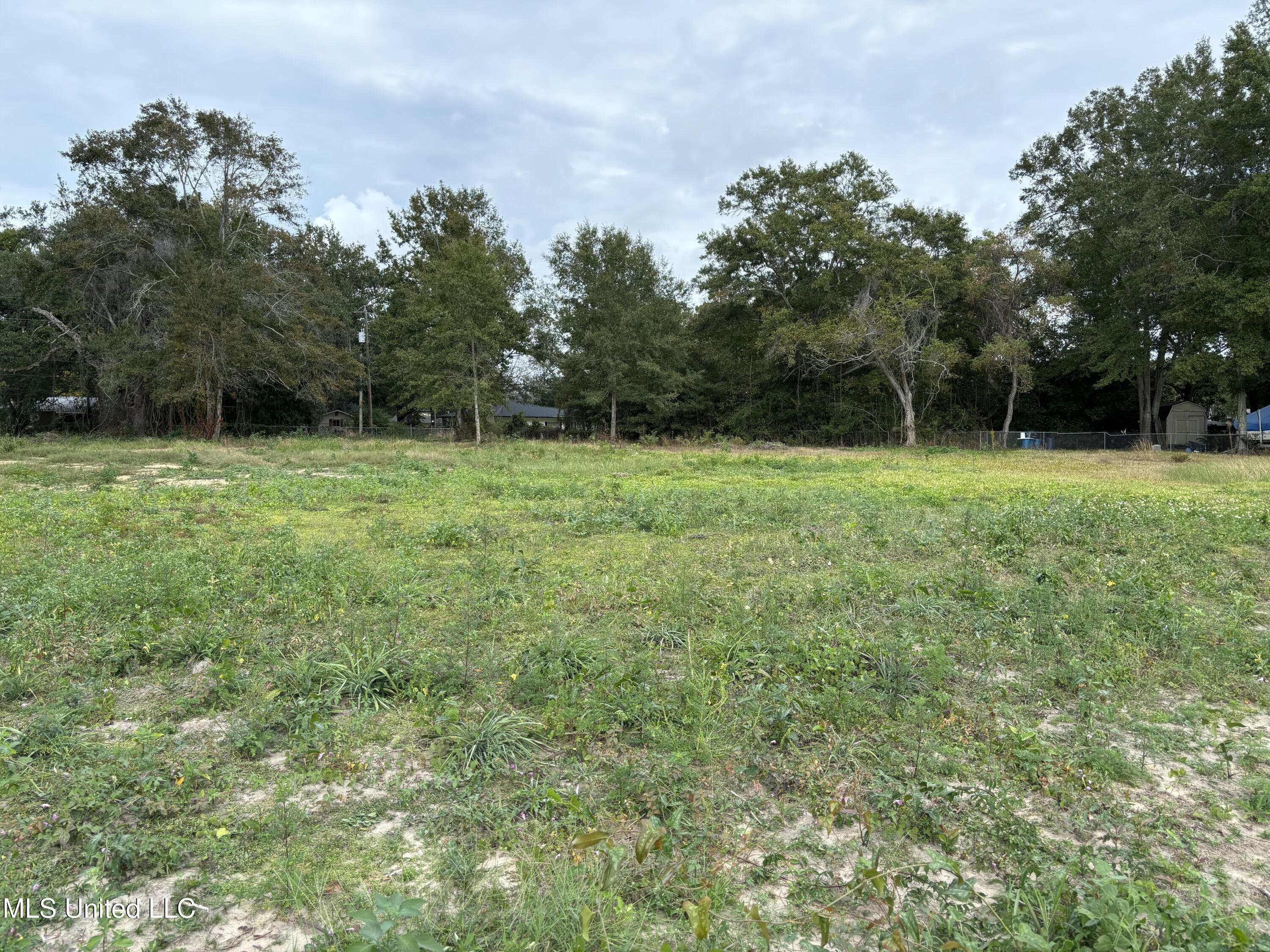 000 Hemlock Avenue, Moss Point, Mississippi image 3