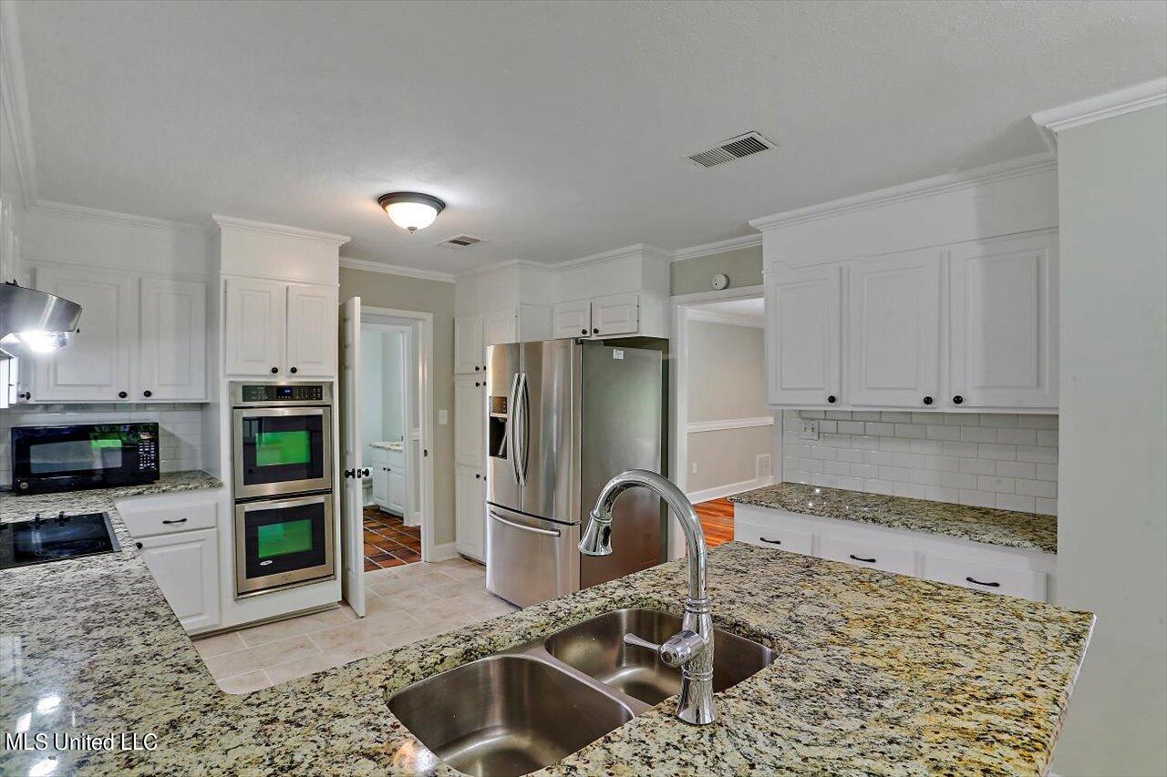 4441 Wedgewood Street, Jackson, Mississippi image 13