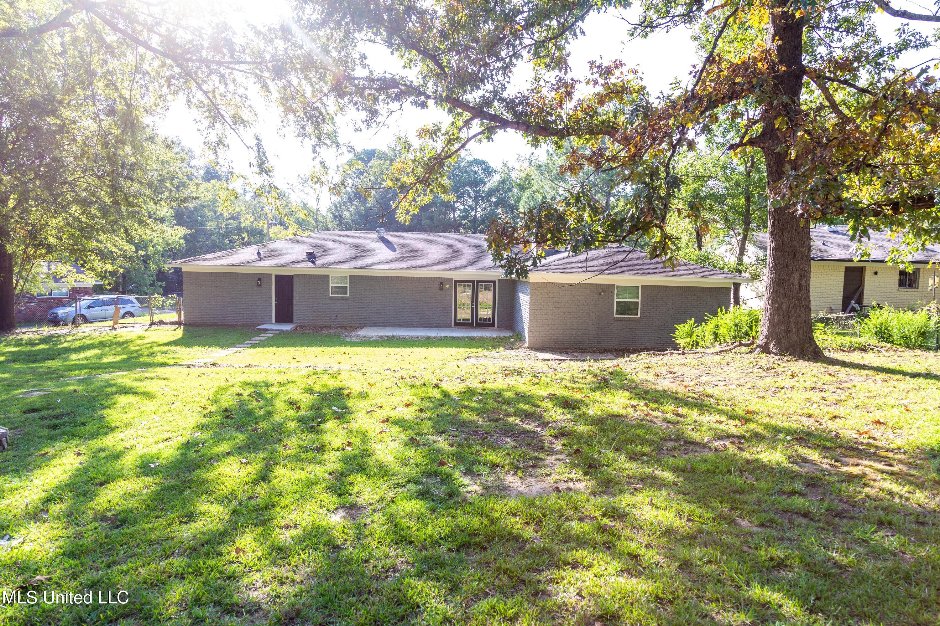 1107 Laurelwood Drive, Clinton, Mississippi image 25