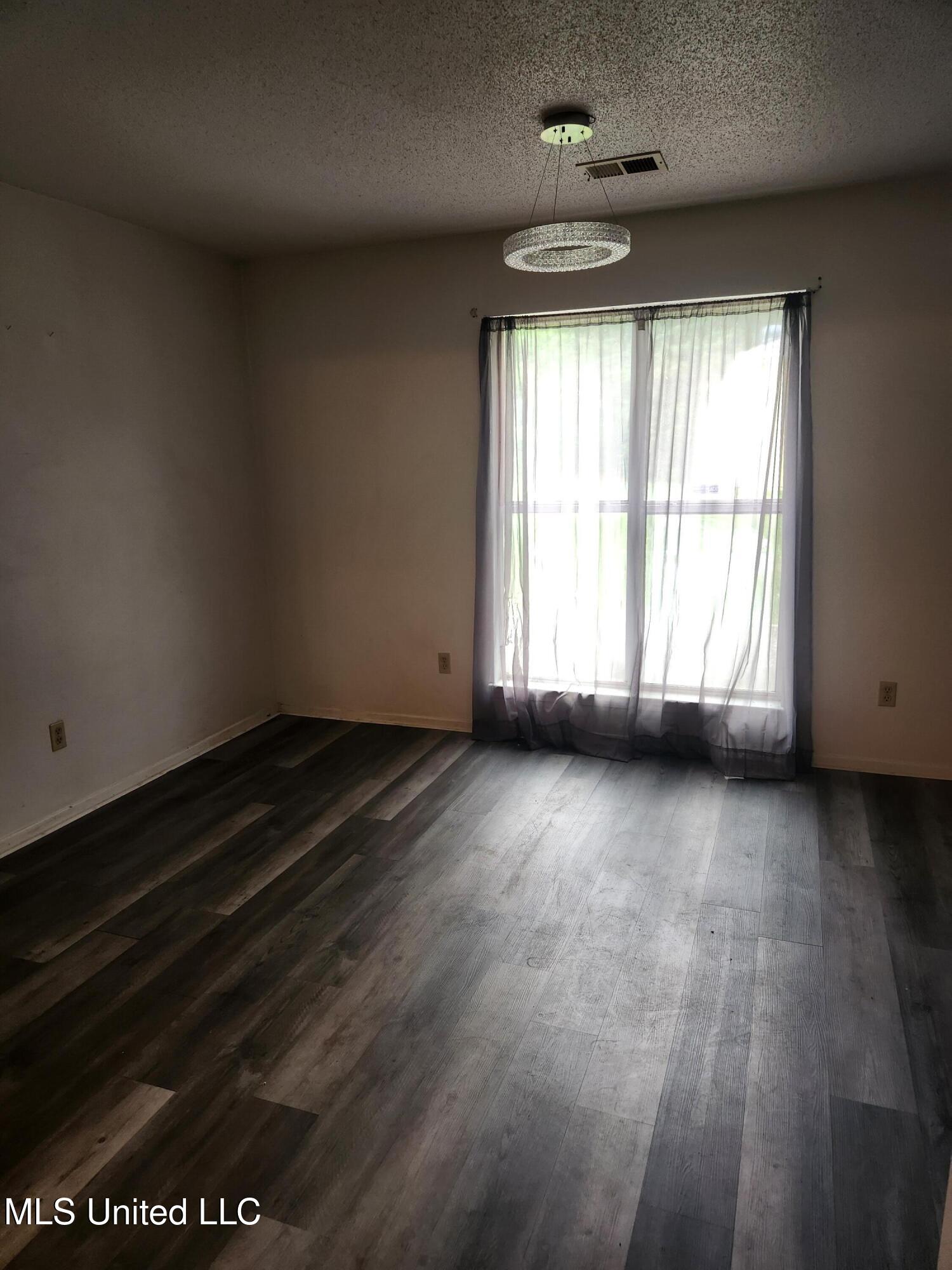 6285 Collinwood Road, Horn Lake, Mississippi image 3