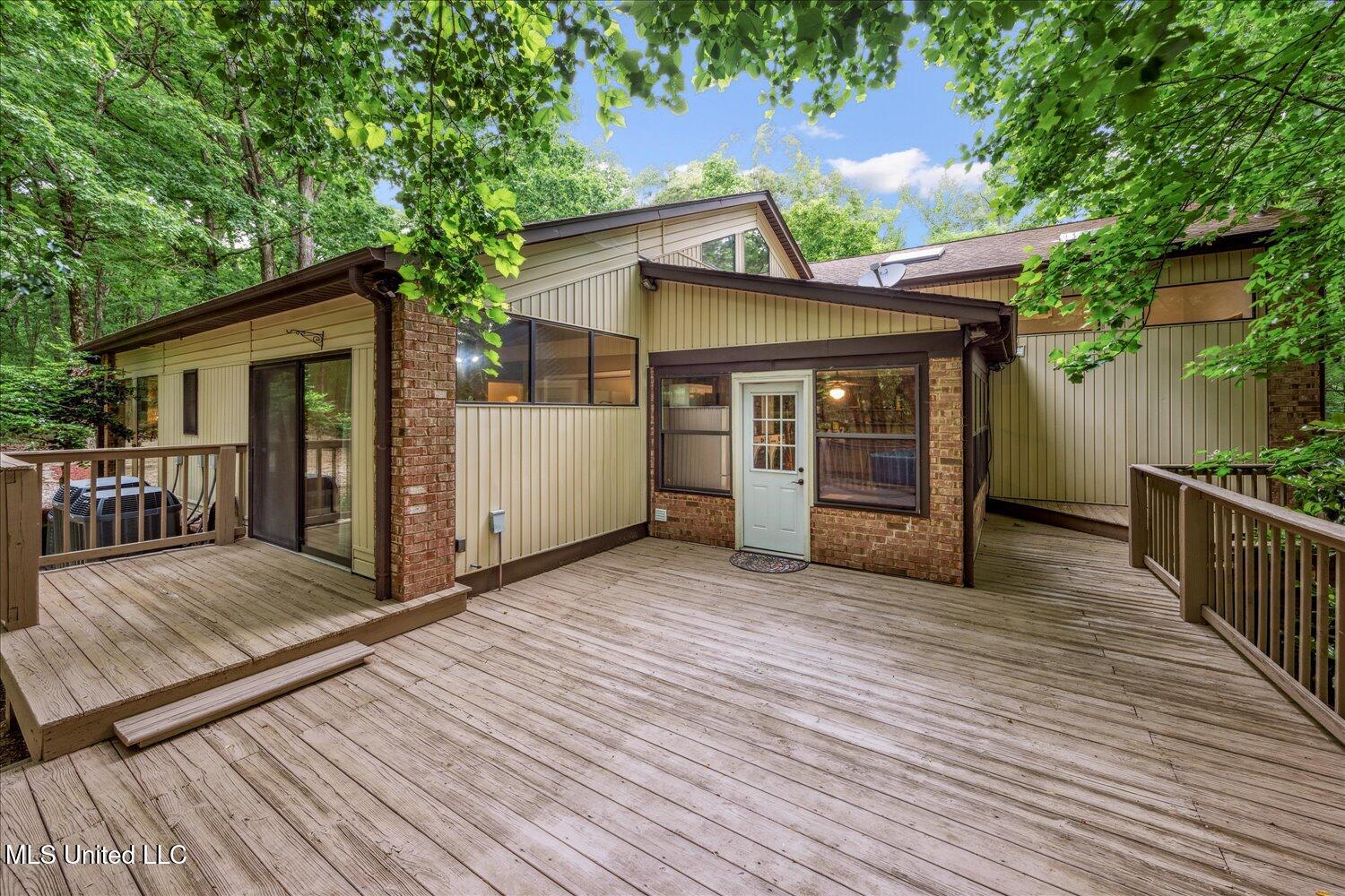 6821 Autumn Oaks Drive, Olive Branch, Mississippi image 28