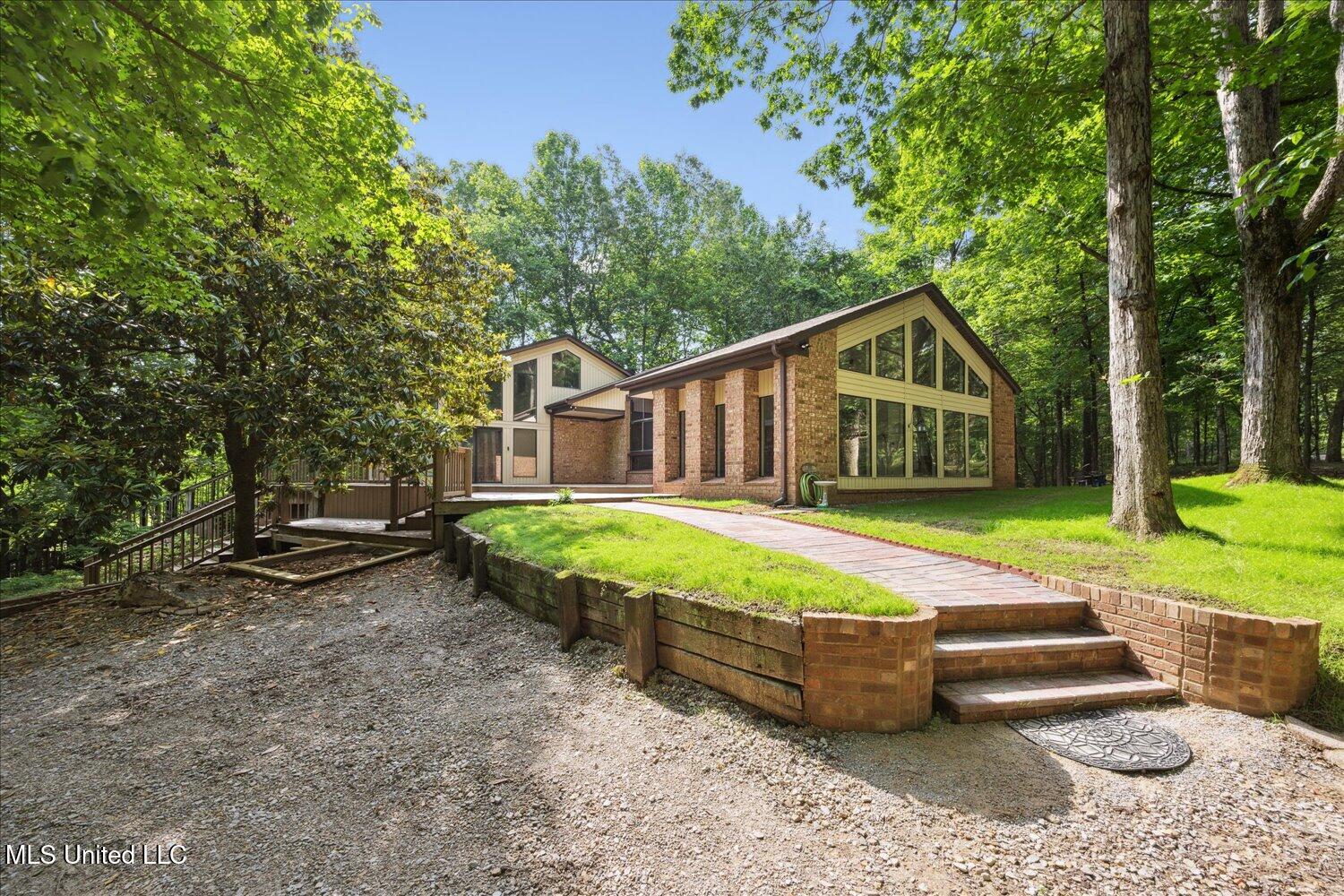 6821 Autumn Oaks Drive, Olive Branch, Mississippi image 24