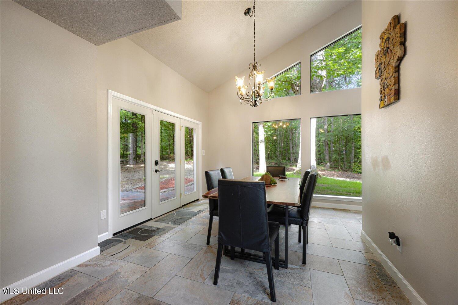 6821 Autumn Oaks Drive, Olive Branch, Mississippi image 11