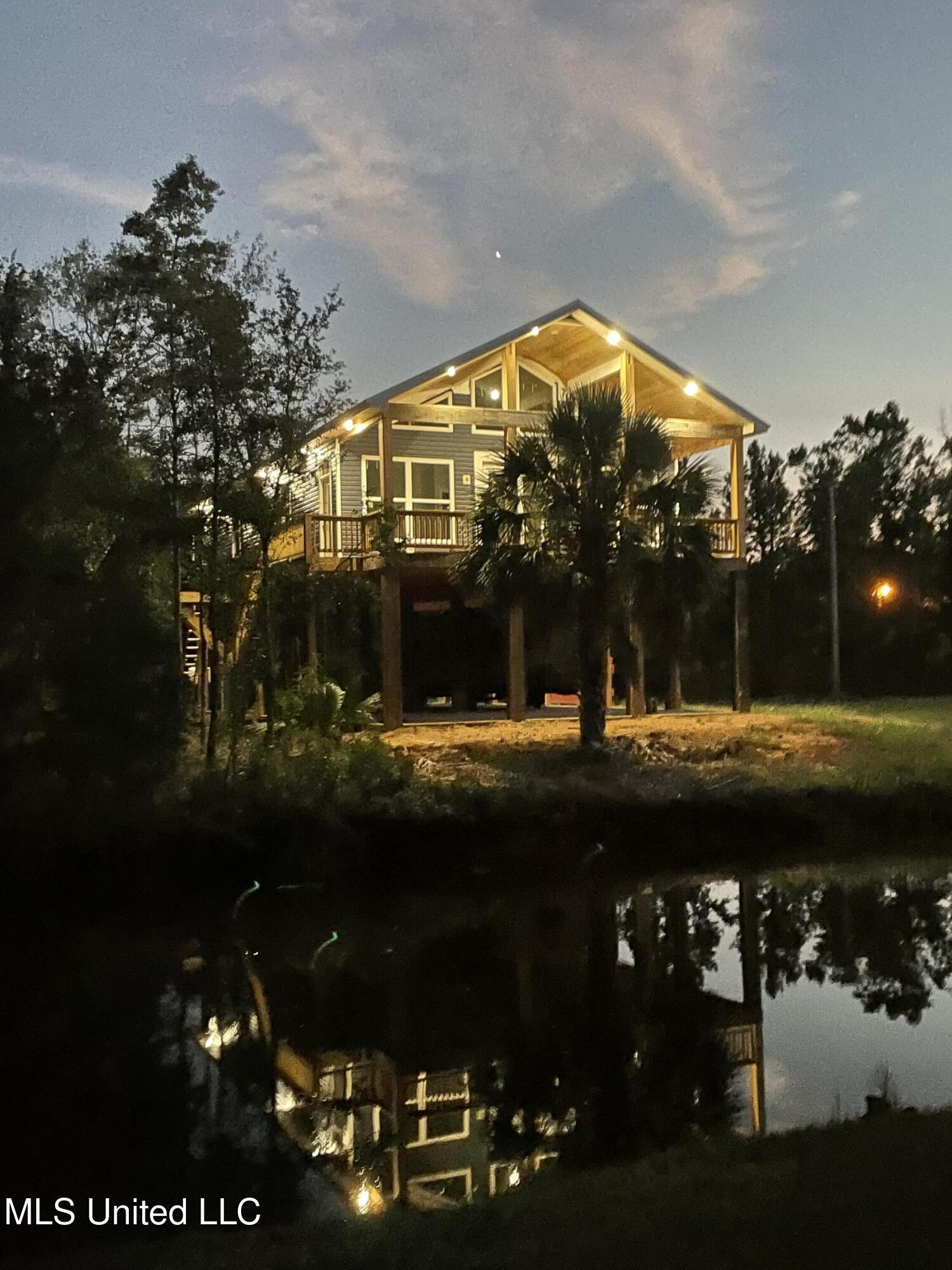 6120 Tyler Street, Bay Saint Louis, Mississippi image 5