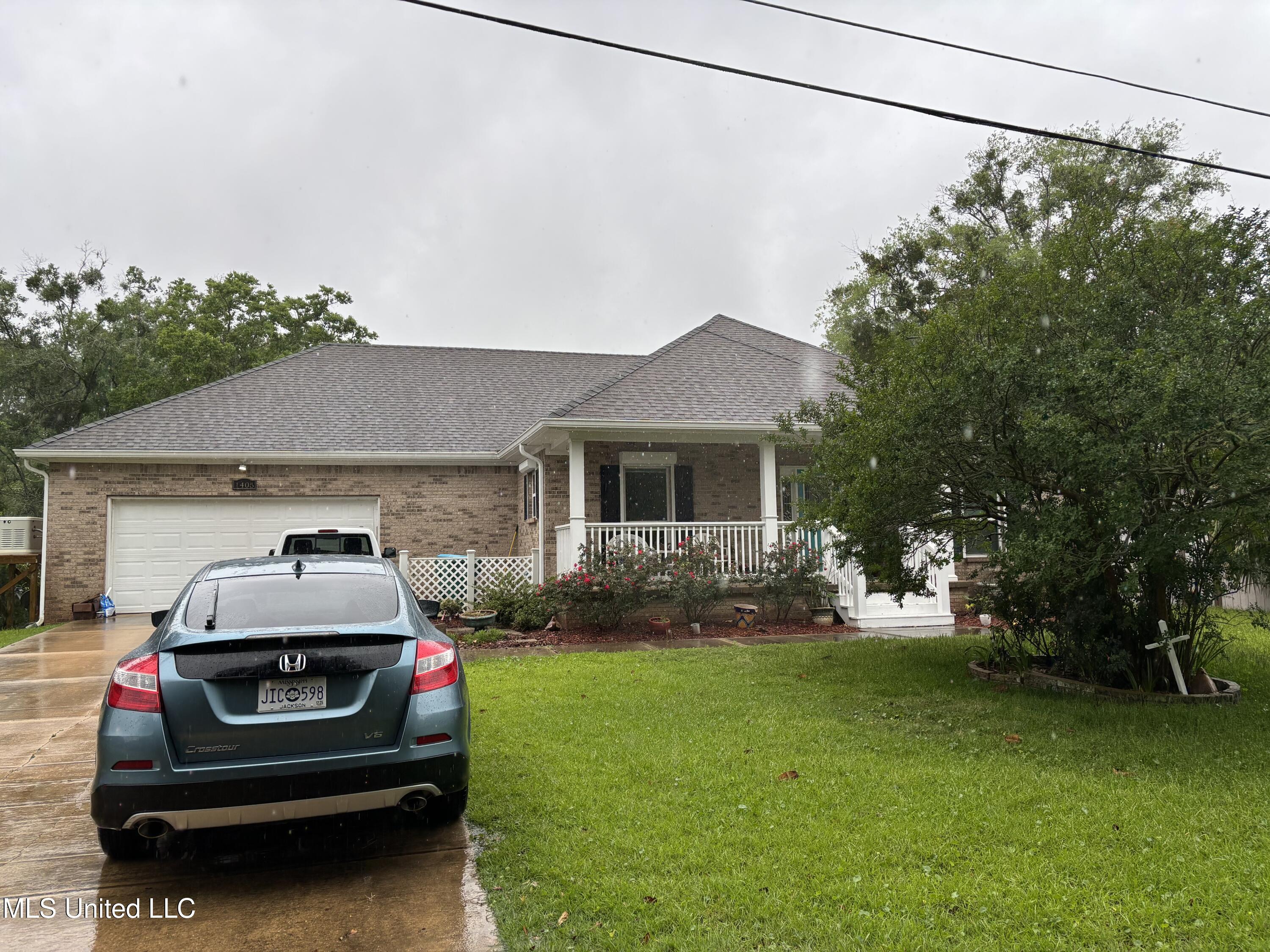 1405 Bay Ridge Drive, Gautier, Mississippi image 1