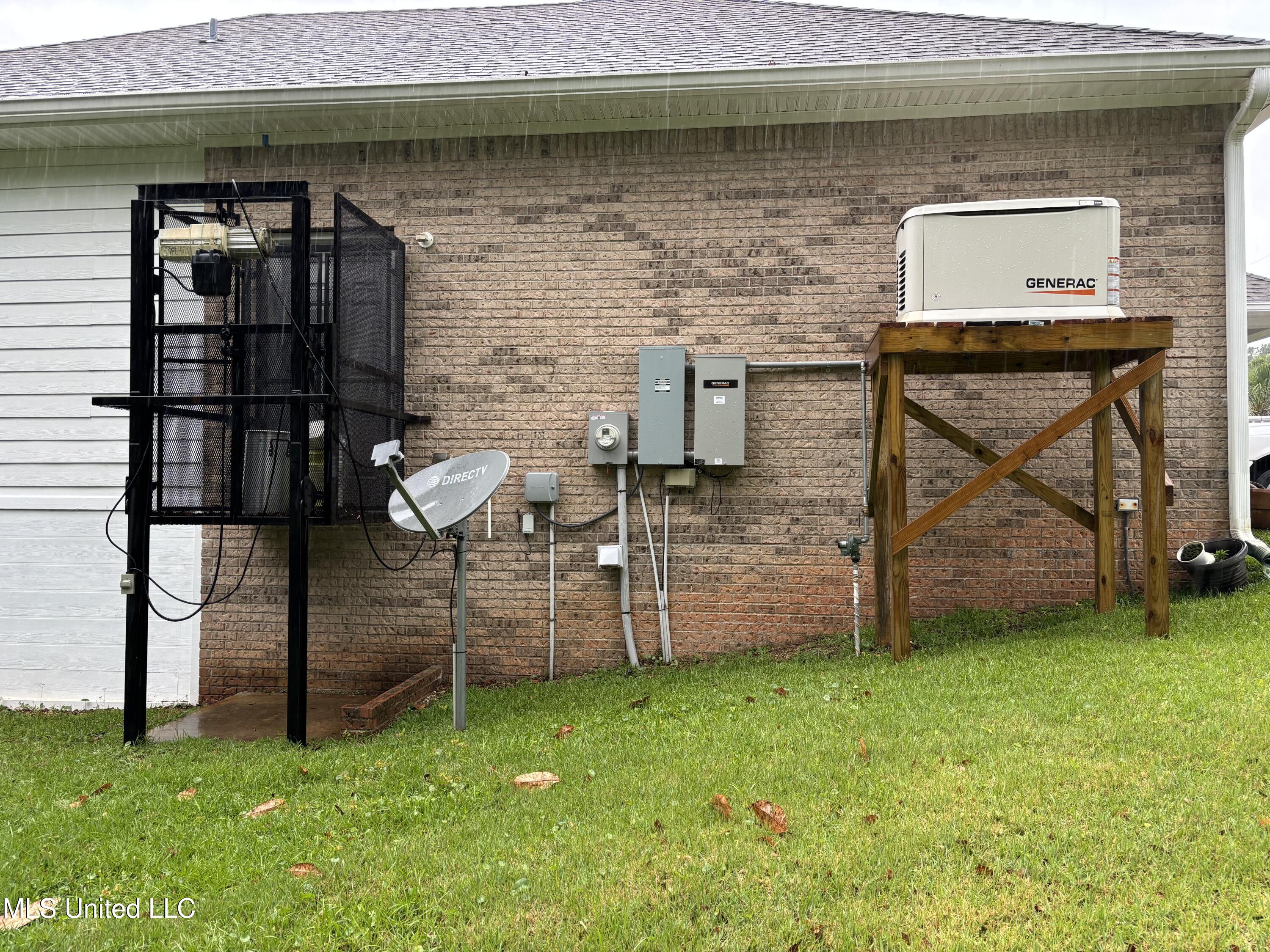 1405 Bay Ridge Drive, Gautier, Mississippi image 4