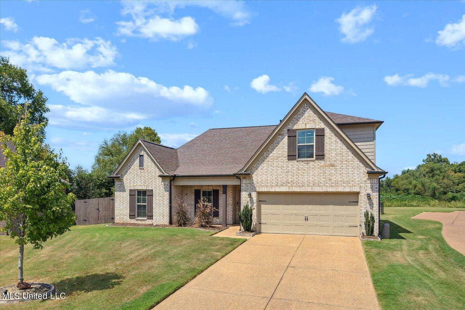 6081 Arnold Palmer Cove, Olive Branch, Mississippi image 1