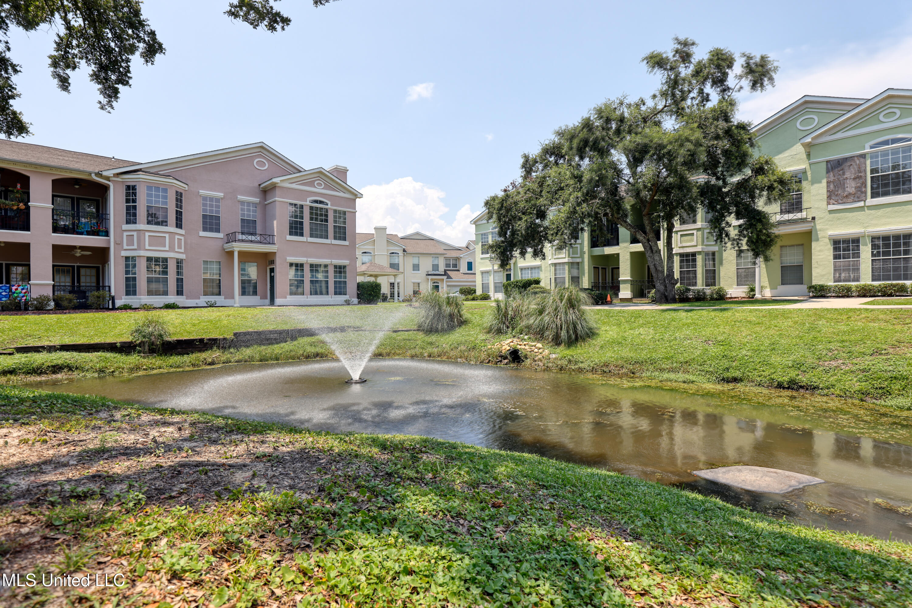 2252 Beach Drive #1603, Gulfport, Mississippi image 2