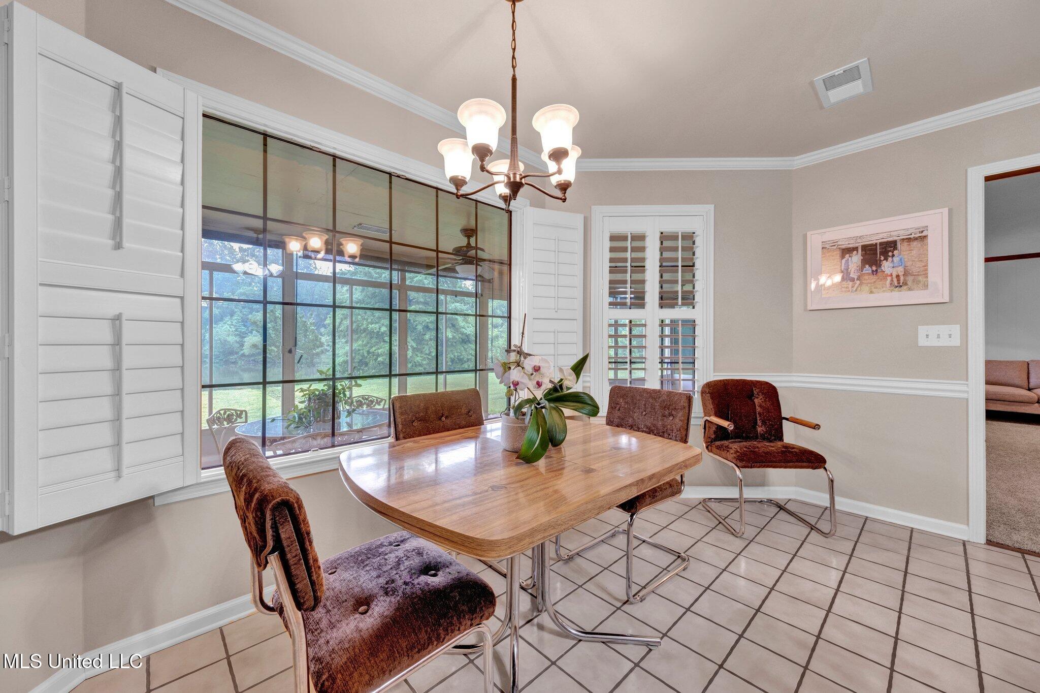 8140 Hunters Hill Cove, Olive Branch, Mississippi image 24