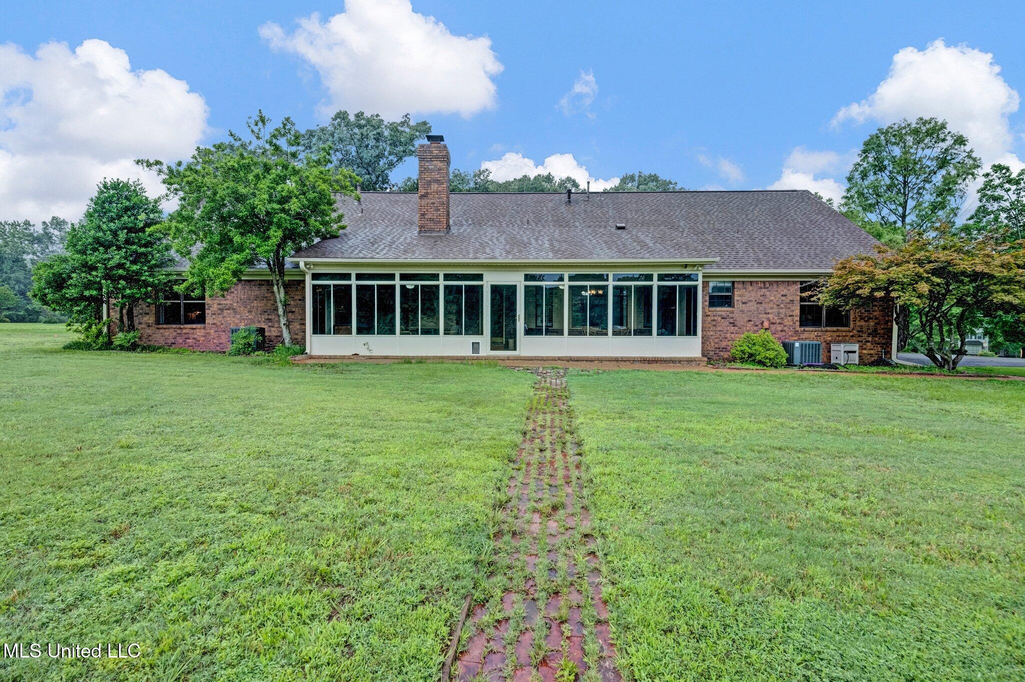 8140 Hunters Hill Cove, Olive Branch, Mississippi image 37