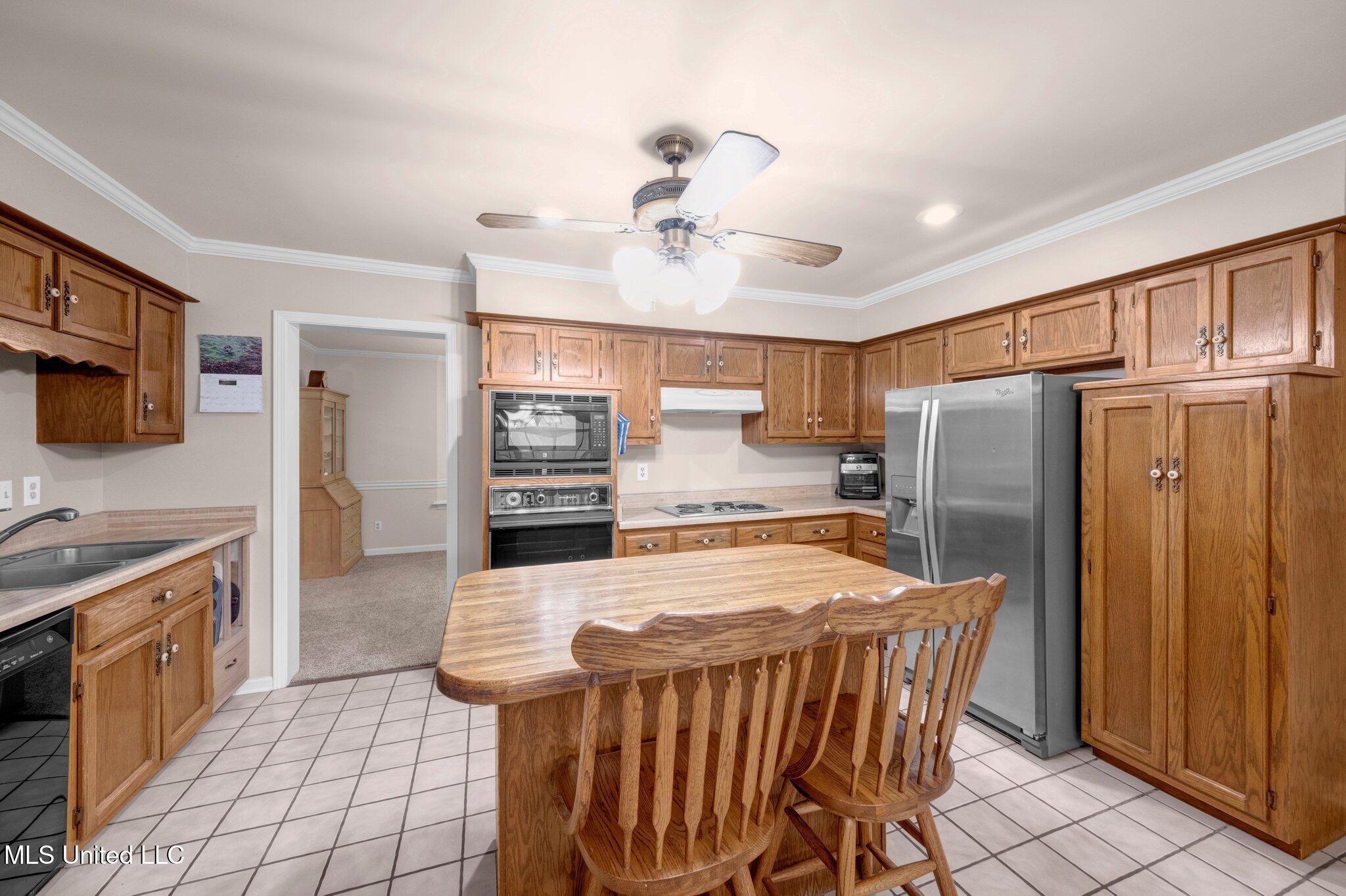 8140 Hunters Hill Cove, Olive Branch, Mississippi image 19