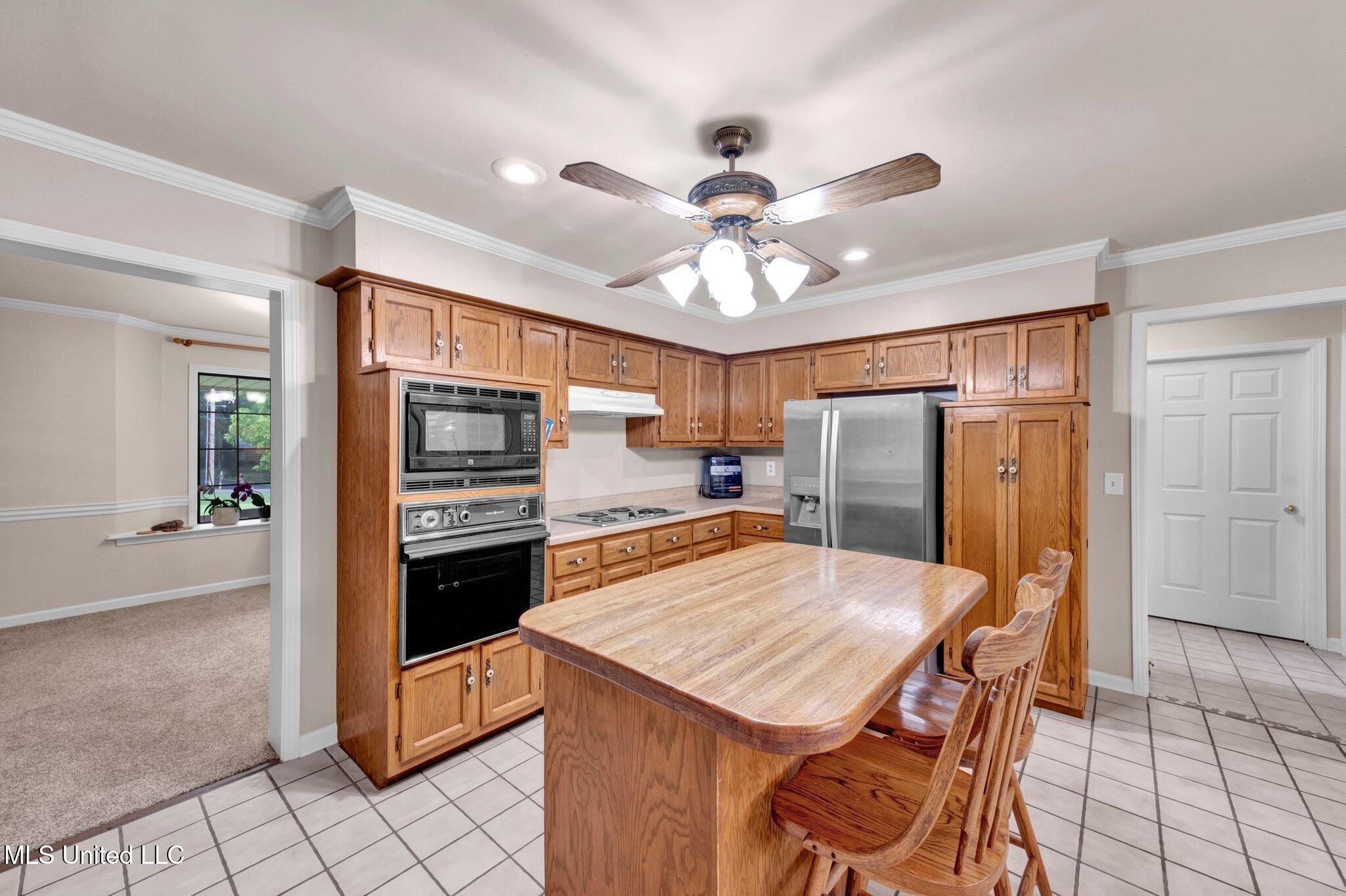 8140 Hunters Hill Cove, Olive Branch, Mississippi image 18