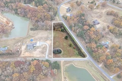 Vacant Land For Sale - 14367 Valley View Cove<br/> Byhalia, MS 38611