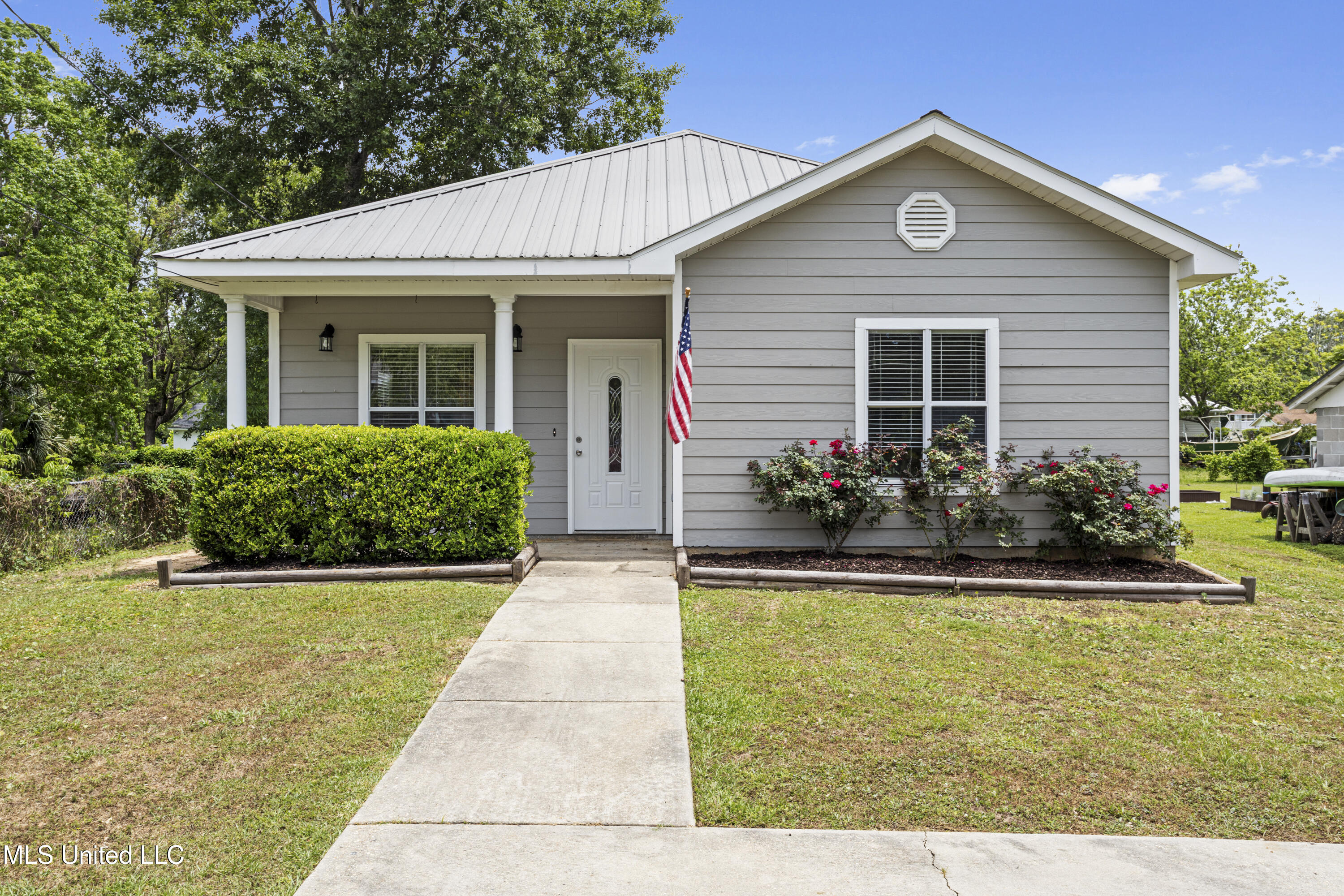 1408 36th Avenue, Gulfport, Mississippi image 1