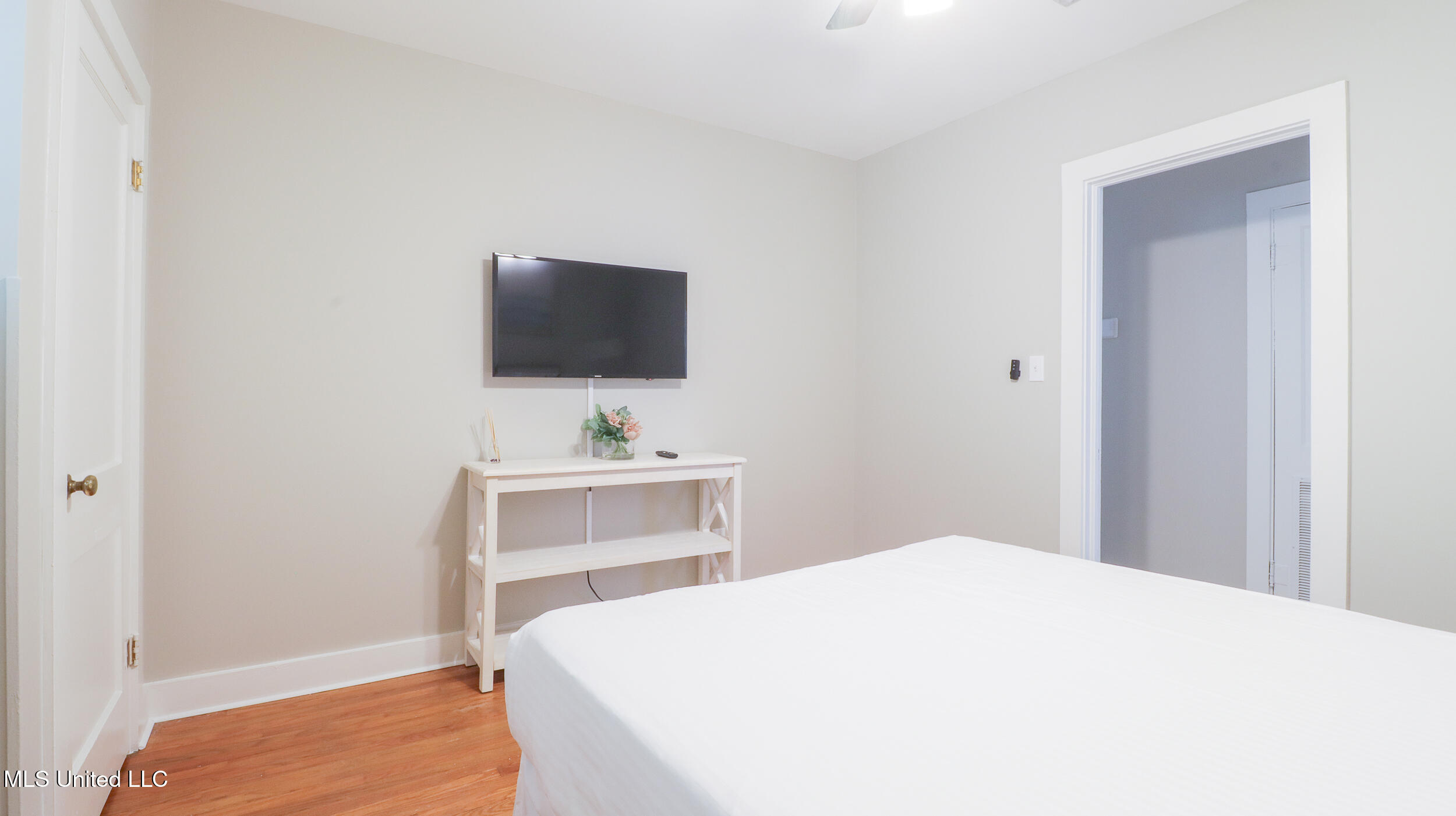 Biloxi, Mississippi 39530, United States, 3 Bedrooms Bedrooms, ,2 BathroomsBathrooms,Residential,Active,239970