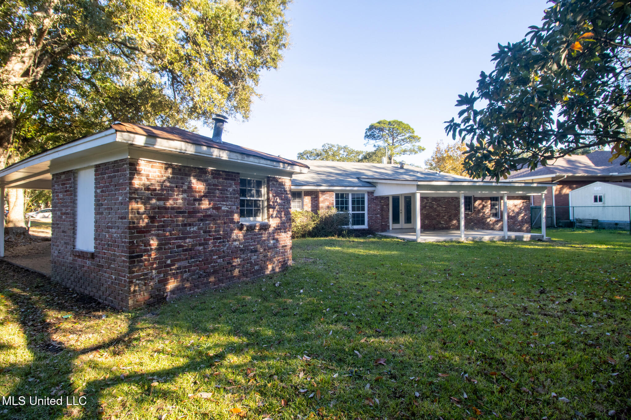 337 Oakridge Circle, Biloxi, Mississippi image 32