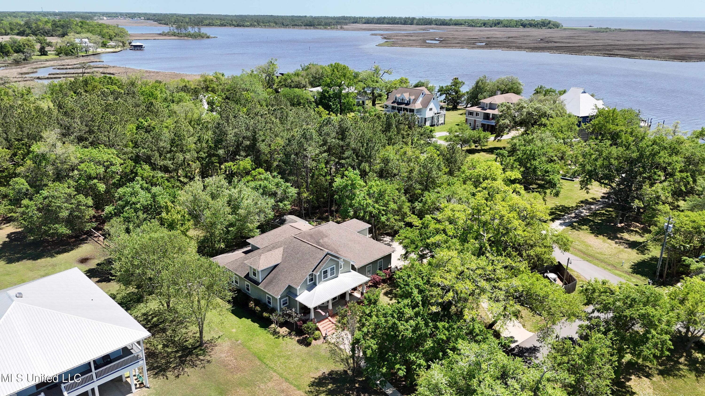 3100 Eagle Point Road, Ocean Springs, Mississippi image 48