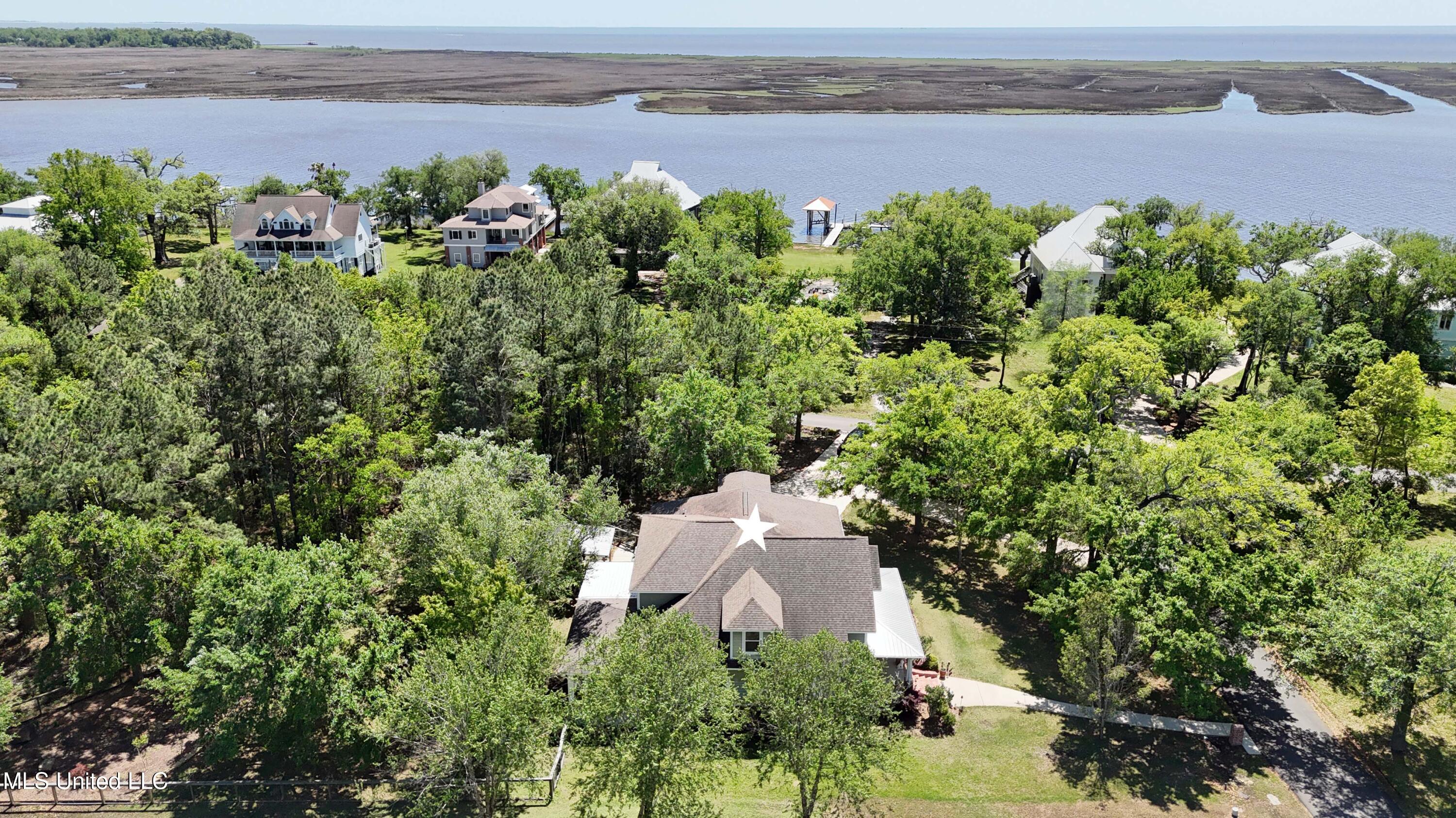 3100 Eagle Point Road, Ocean Springs, Mississippi image 49