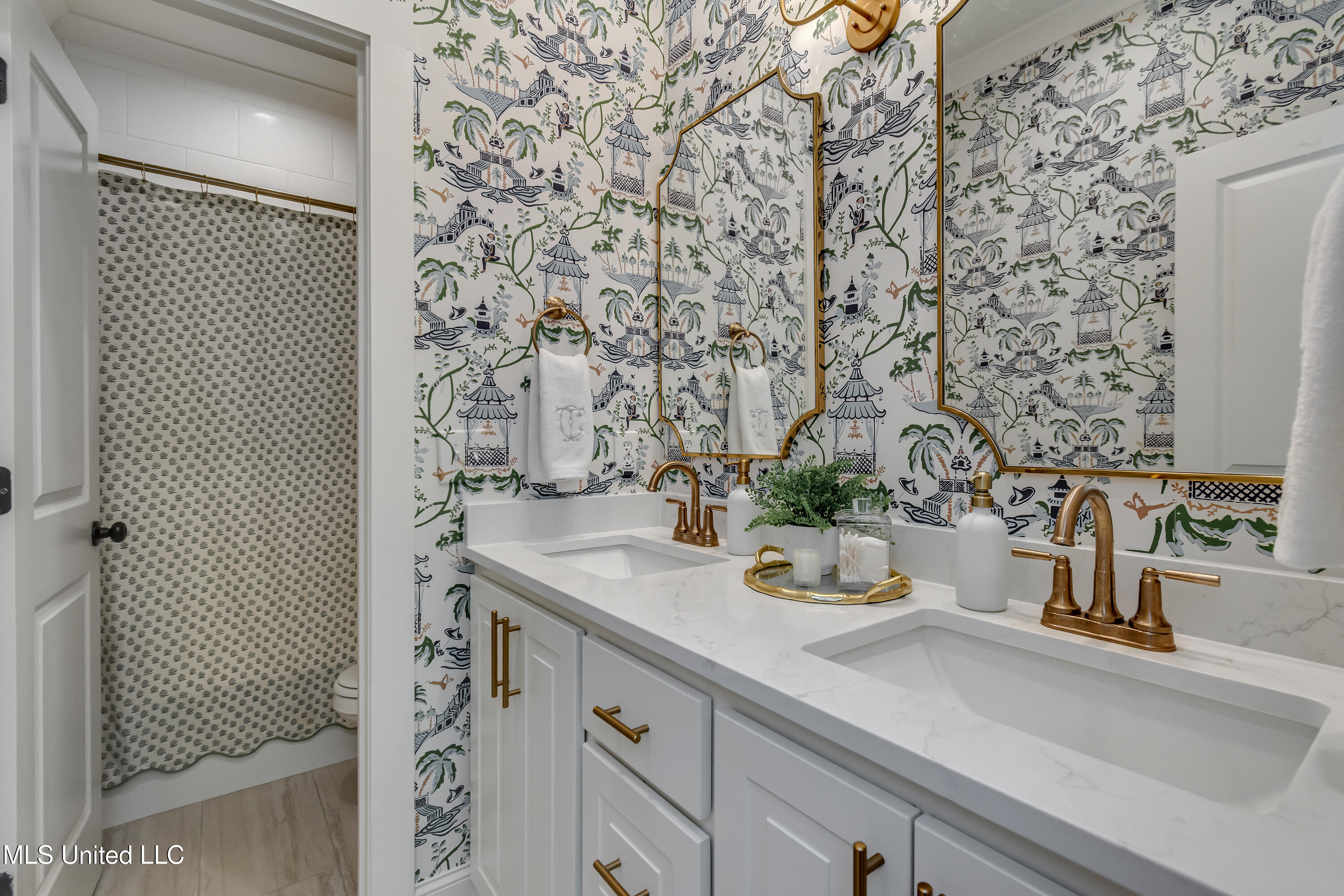 Madison, Mississippi 39110, United States, 3 Bedrooms Bedrooms, ,2 BathroomsBathrooms,Residential,Active,221408