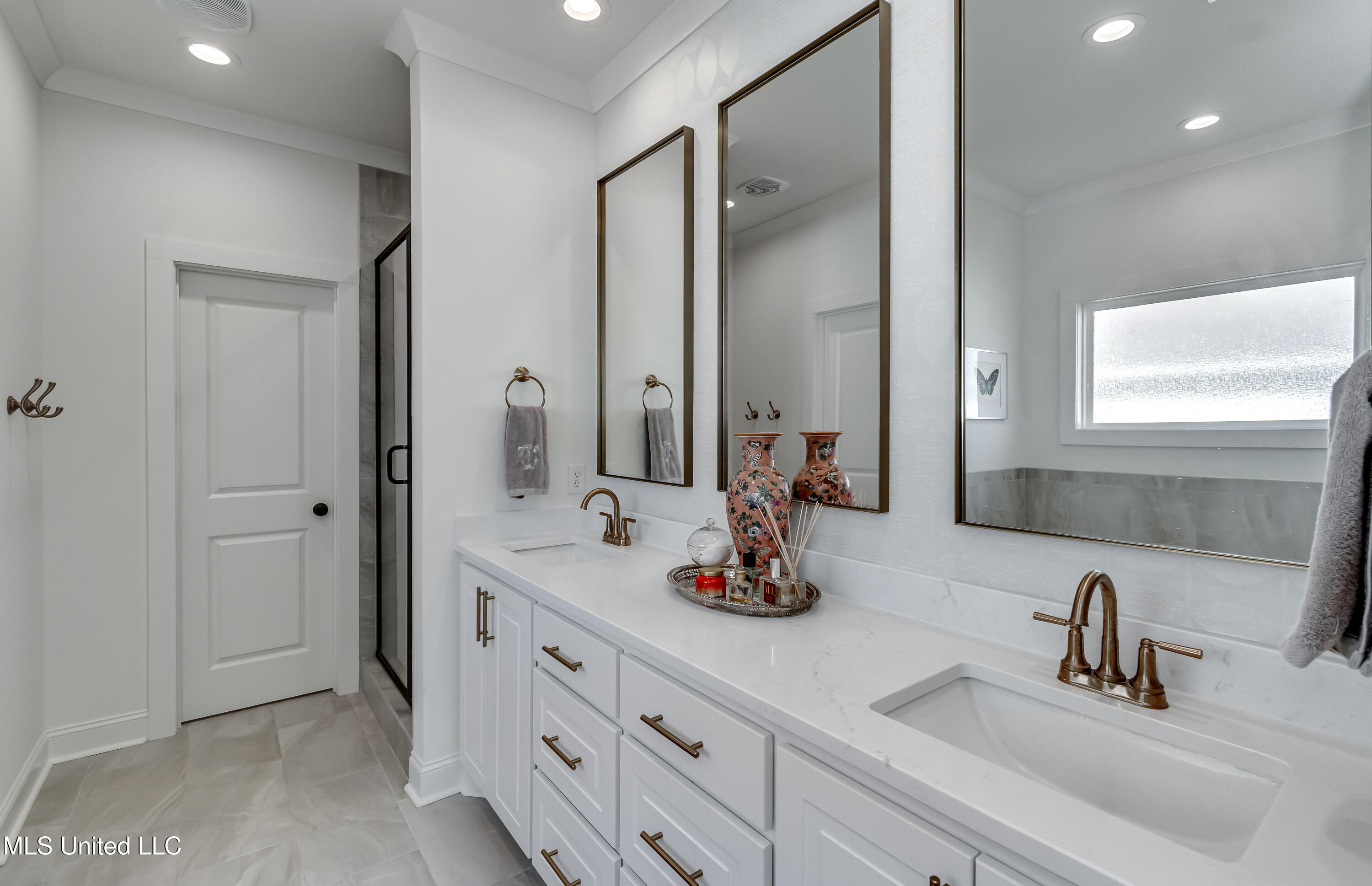 Madison, Mississippi 39110, United States, 3 Bedrooms Bedrooms, ,2 BathroomsBathrooms,Residential,Active,221408